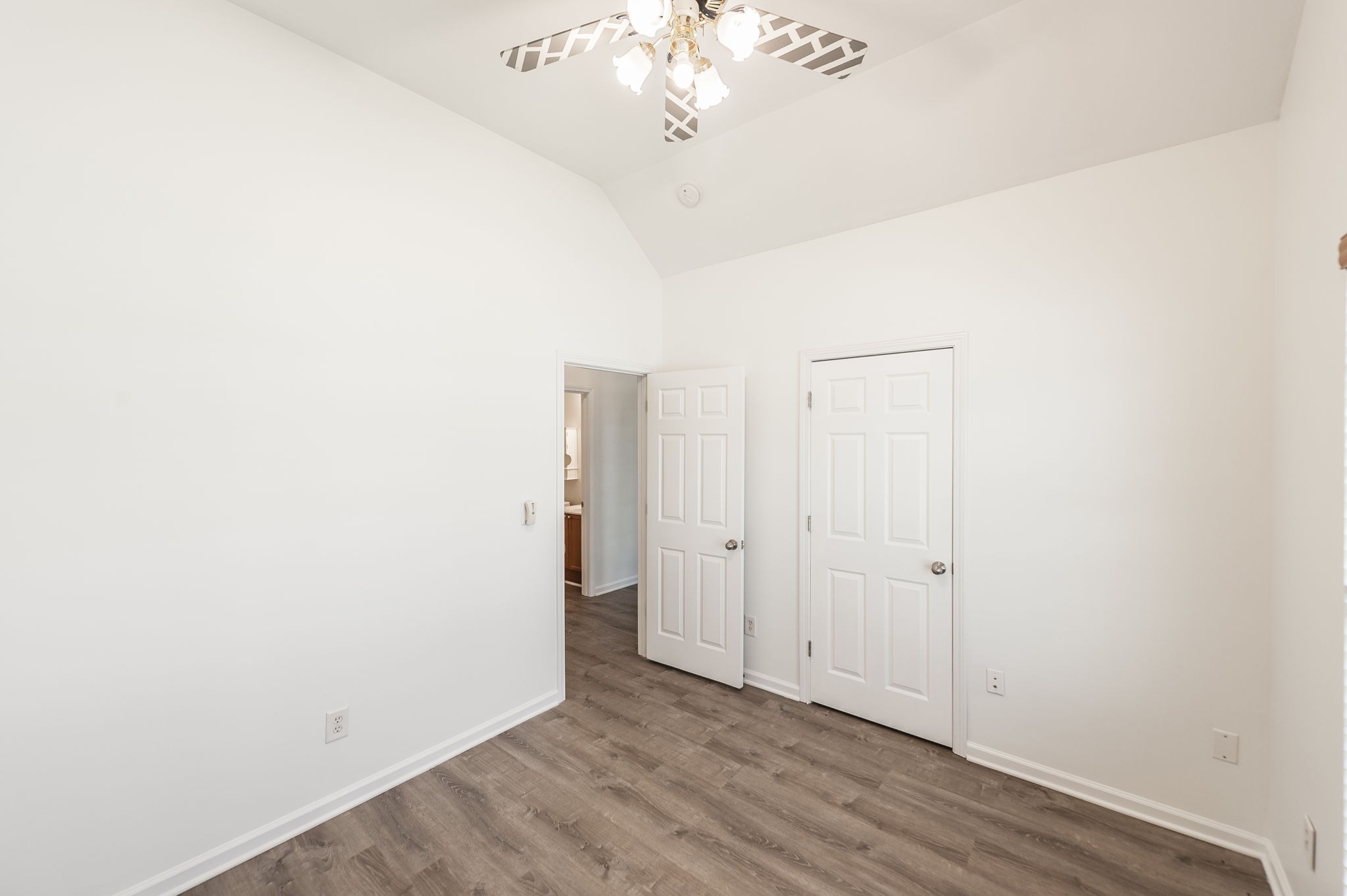77 Villa Way Property Photo 39