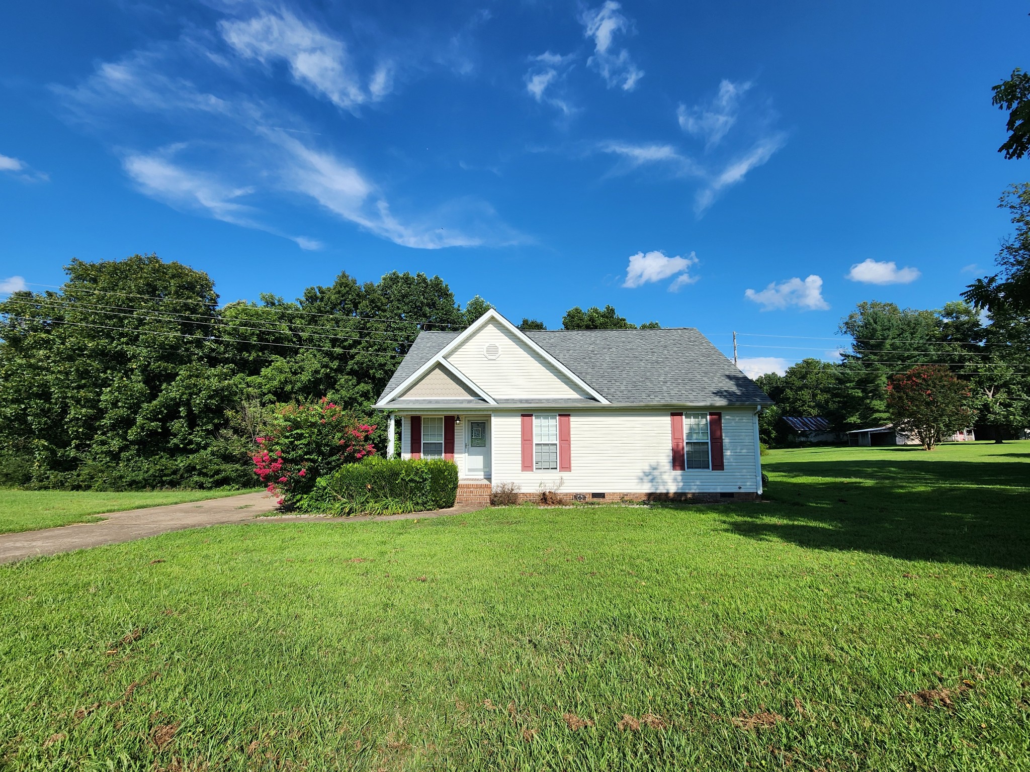 1149 Oak Grove Rd Property Photo 1