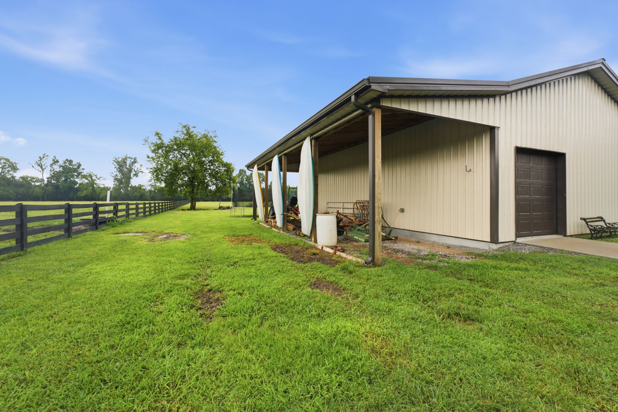 4555 Webb Rd Property Photo 8