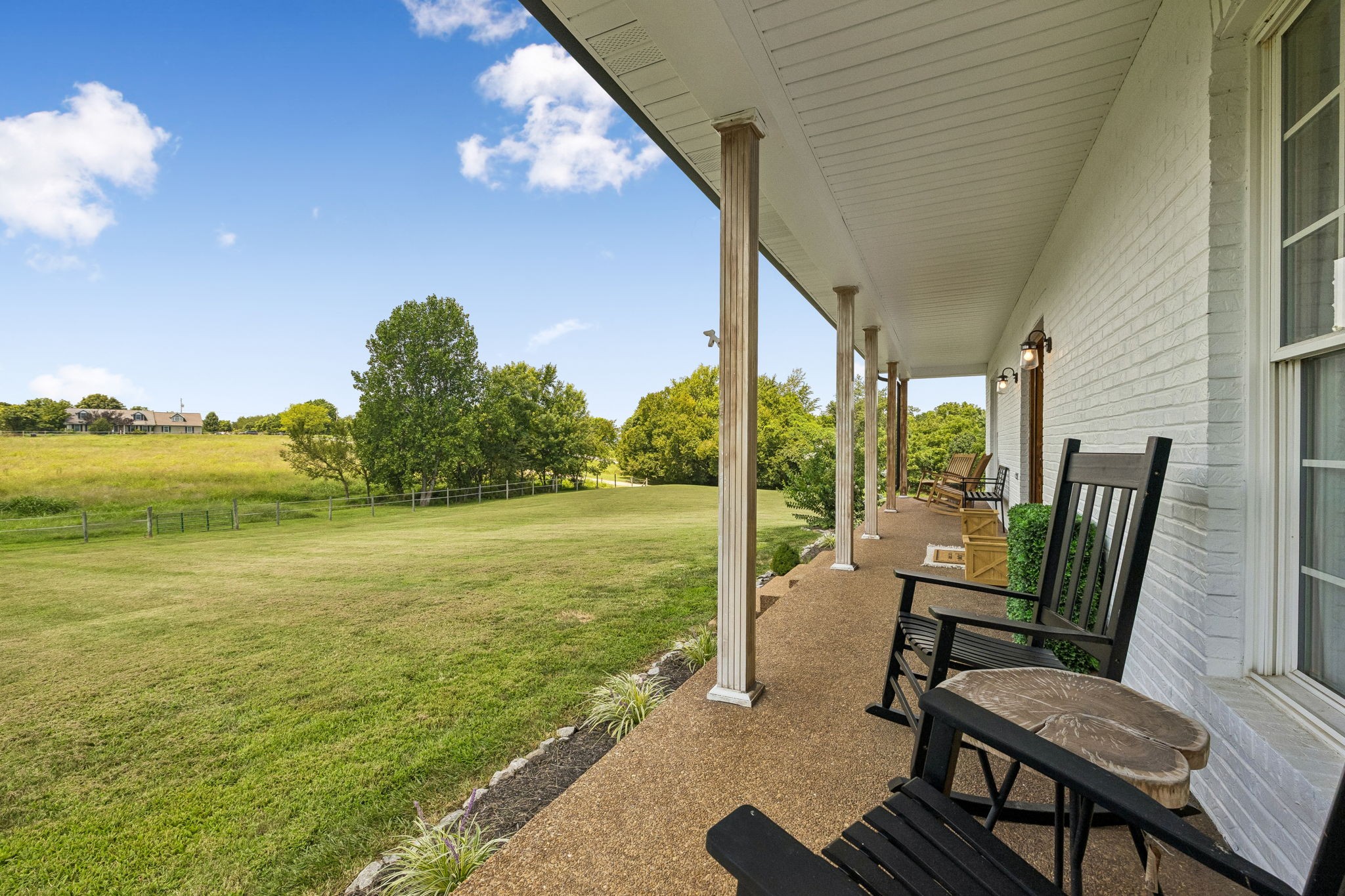 3695 Dobbin Rd Property Photo 9