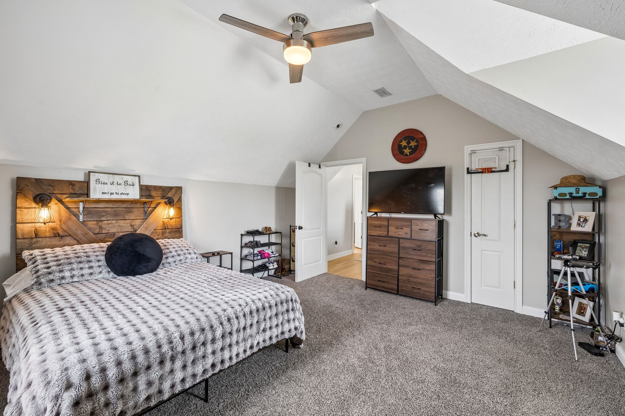 3695 Dobbin Rd Property Photo 42