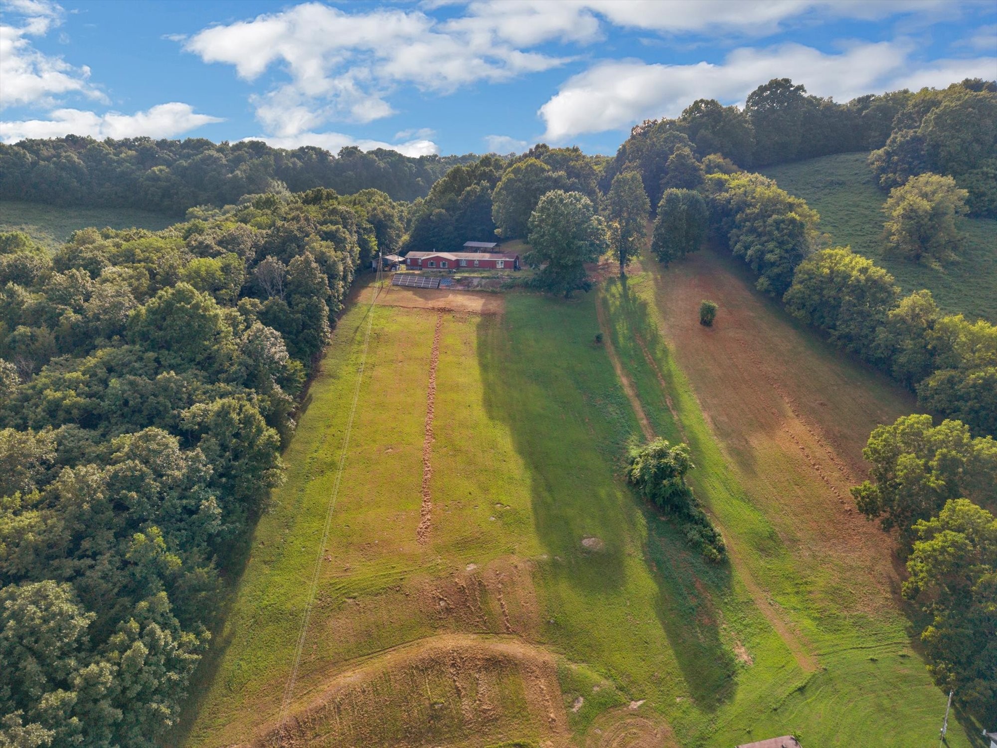 500 Long Hollow Rd Property Photo 1