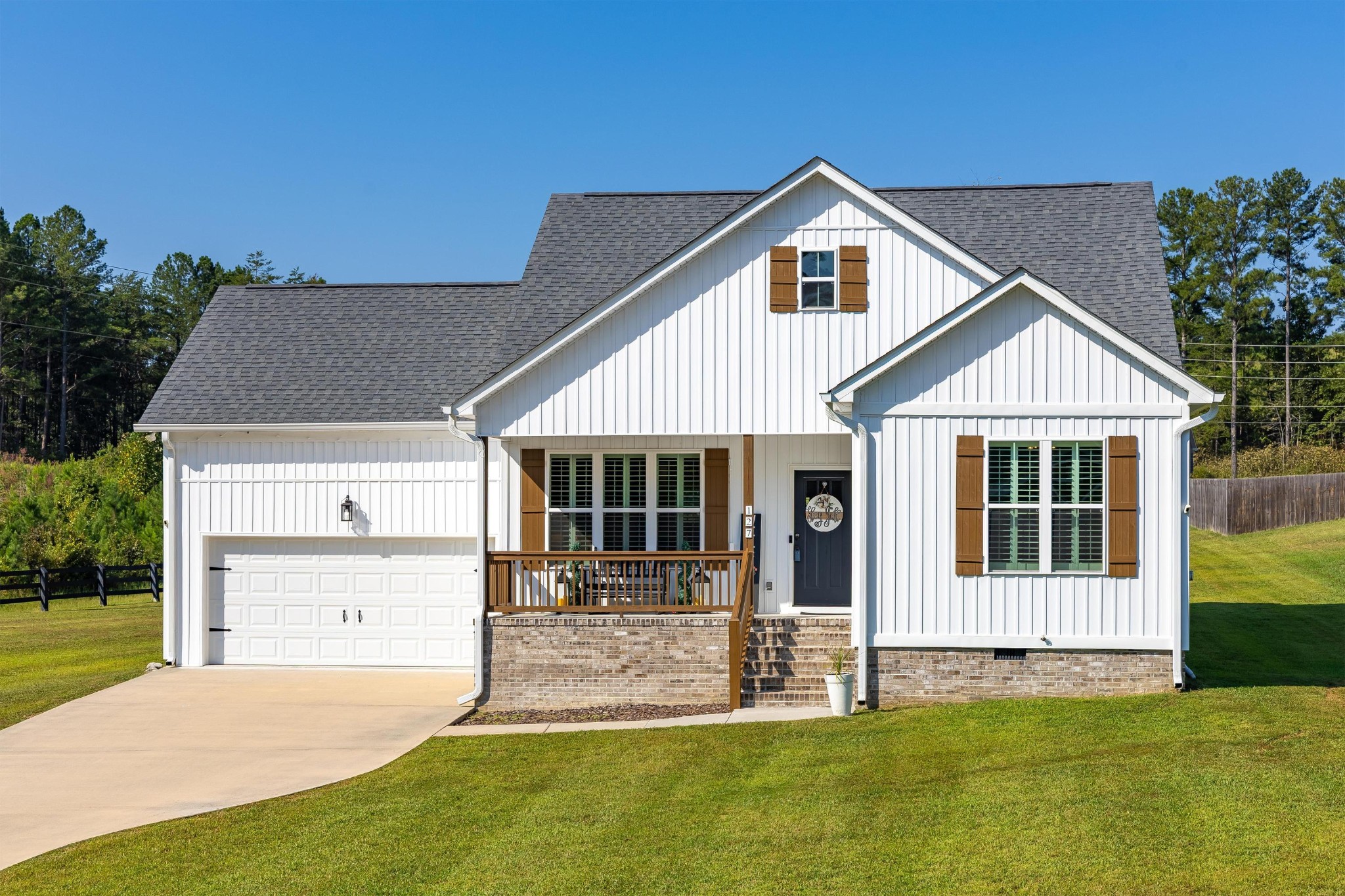 127 Bent Tree Road Property Photo 1