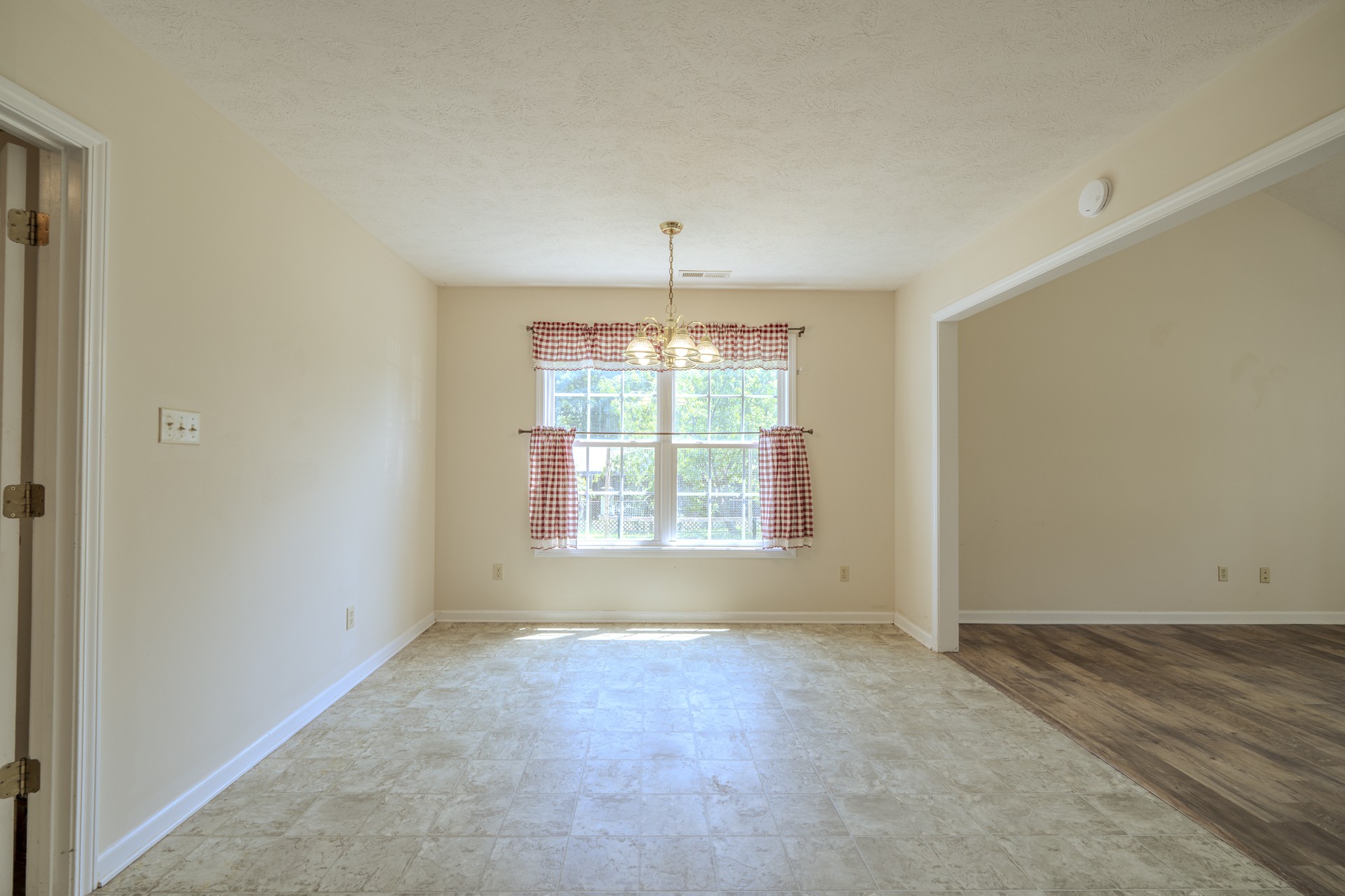 254 Linden Ln Property Photo 16
