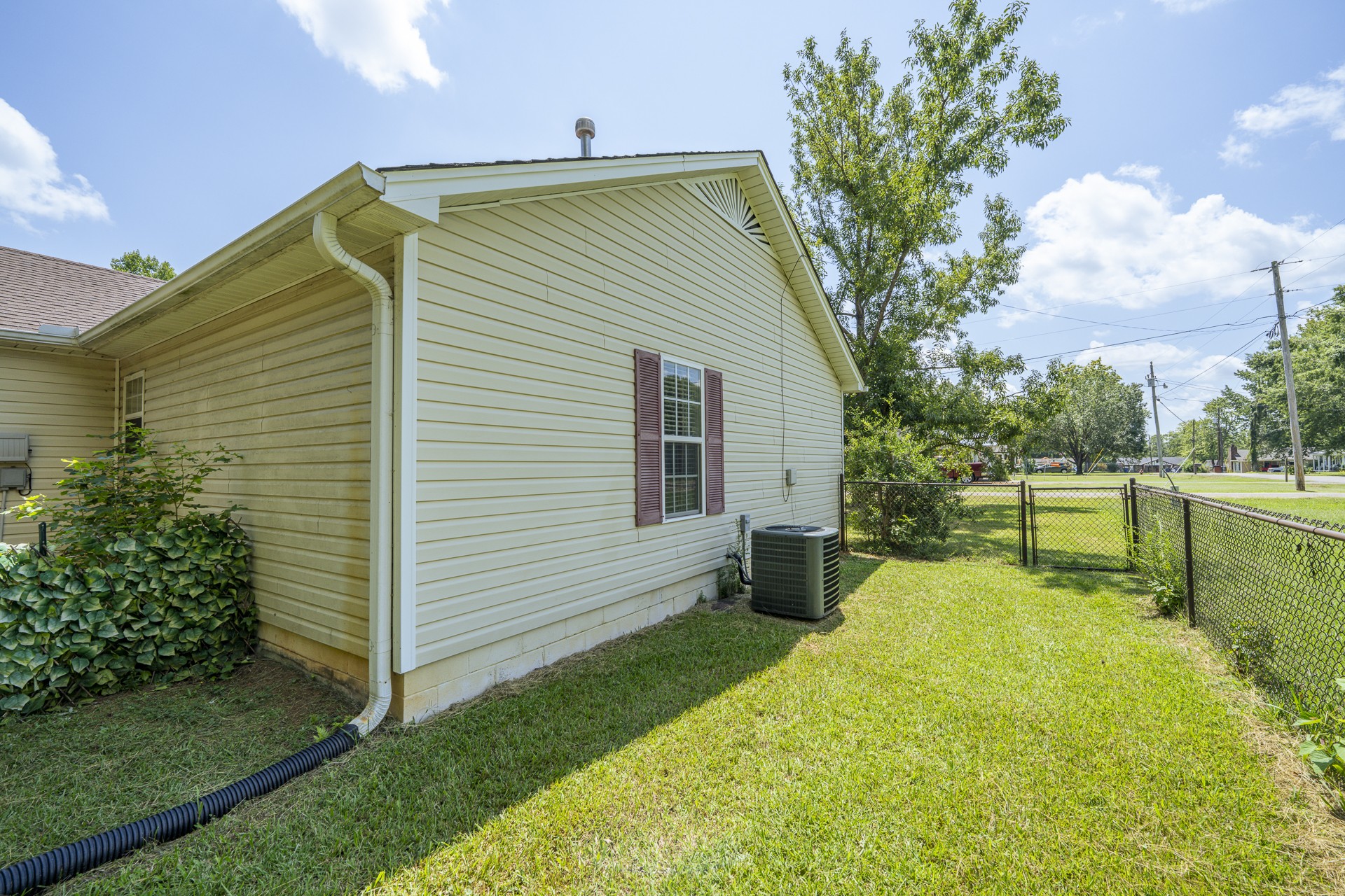 254 Linden Ln Property Photo 50