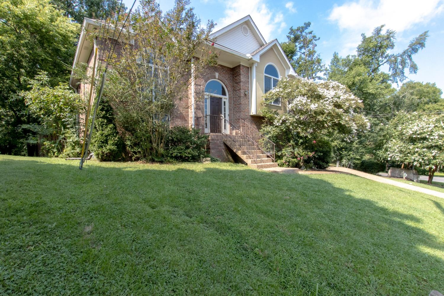 4900 Tulip Grove Ln Property Photo 1