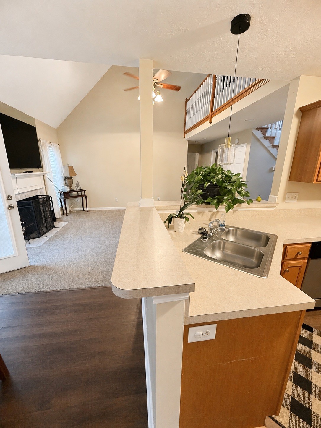 1308 Springmore Ct Property Photo 8