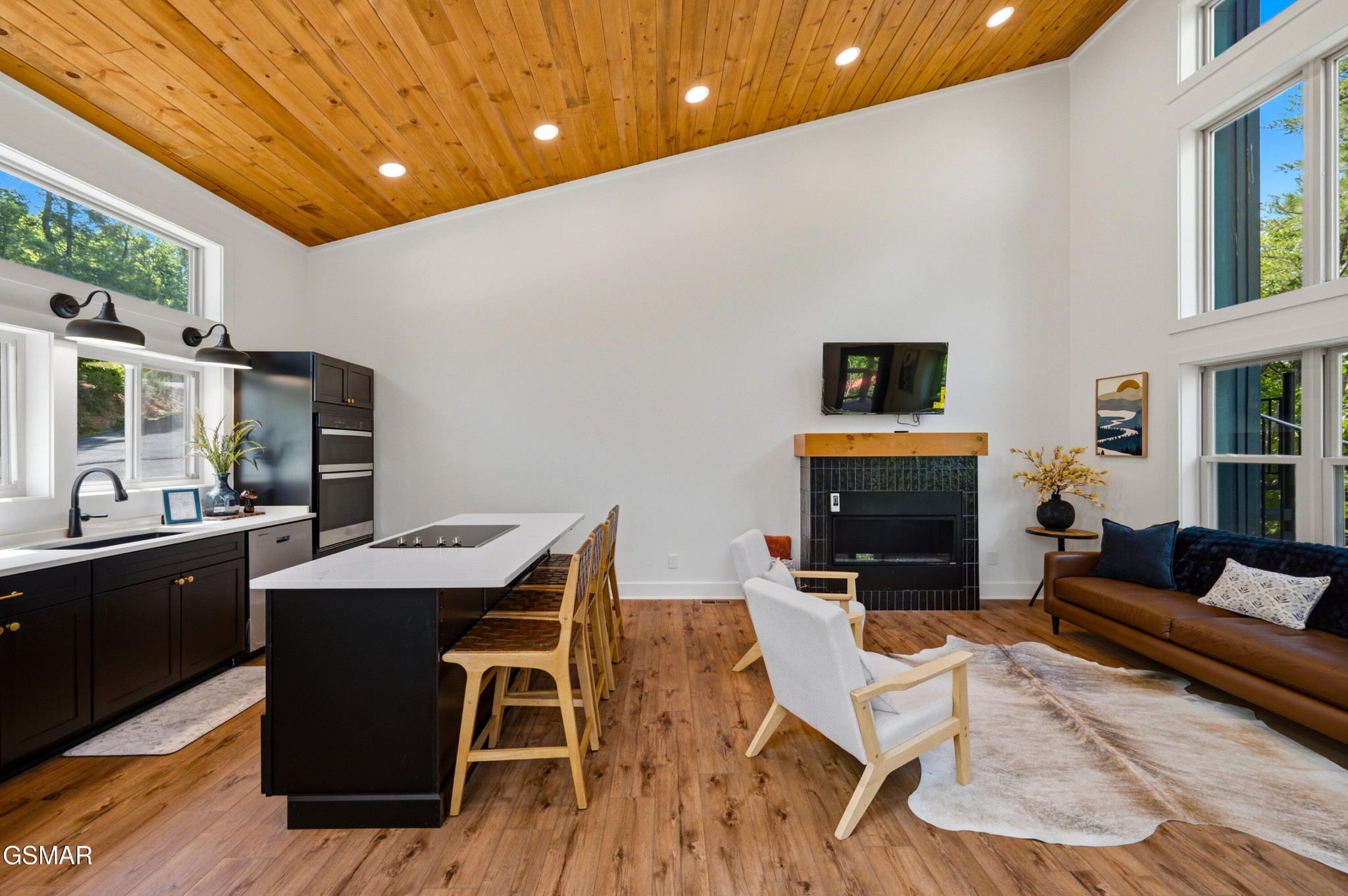 2385 Forge Hideaway Loop Property Photo 5