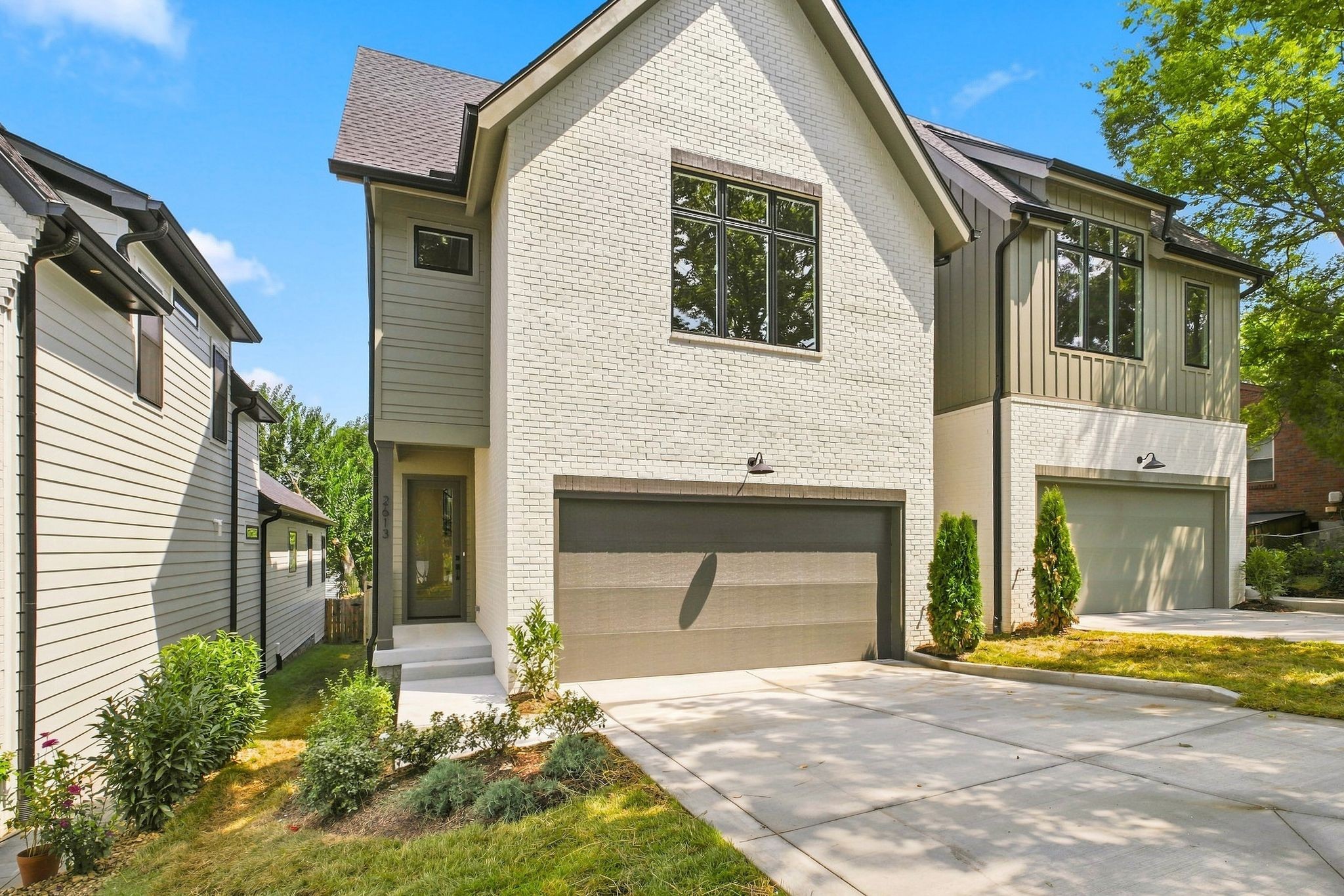 2613 Traughber Dr