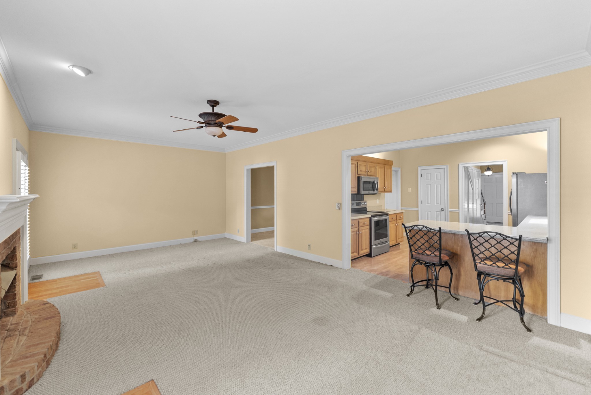 601 Glenn Cir Property Photo 9