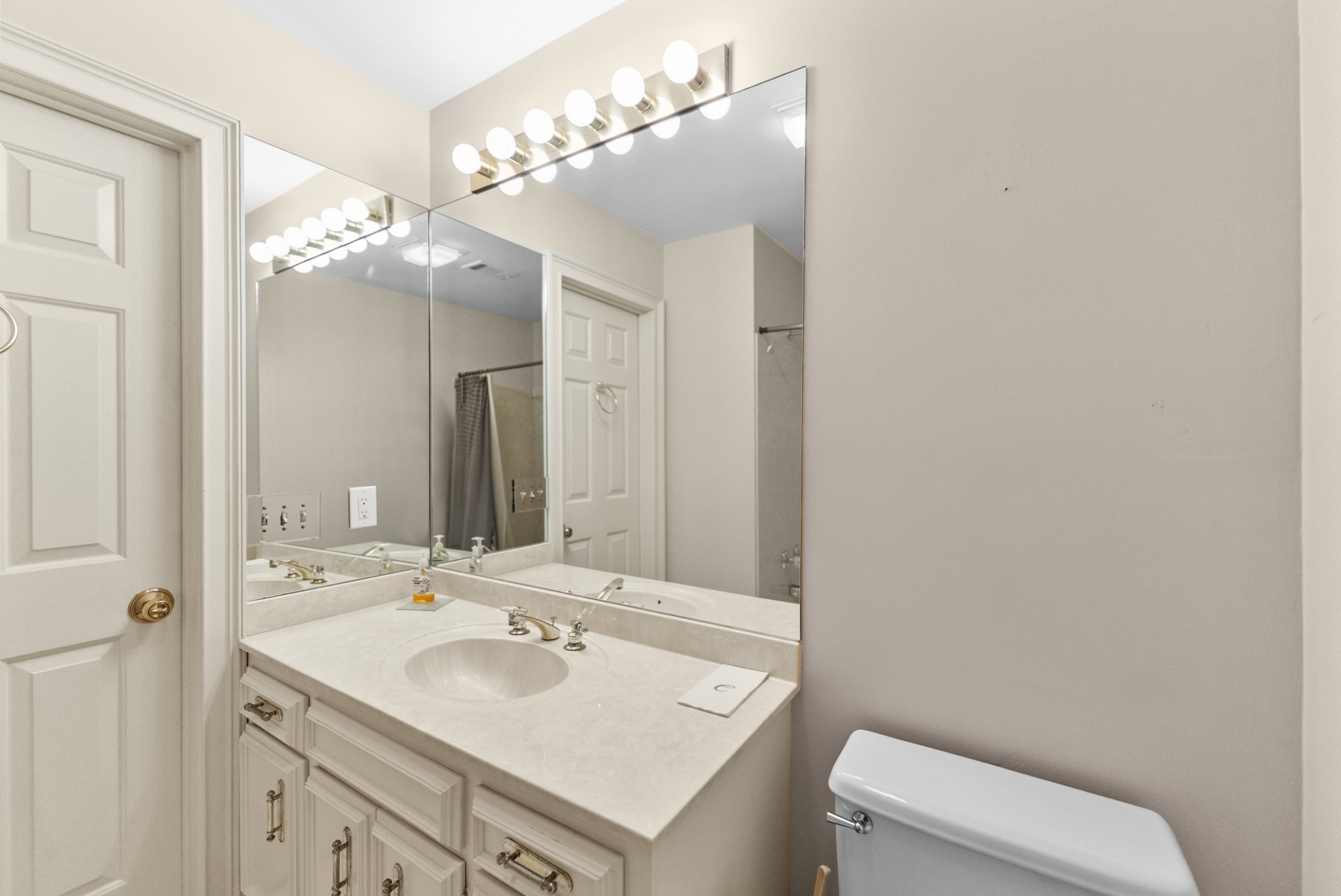 601 Glenn Cir Property Photo 26