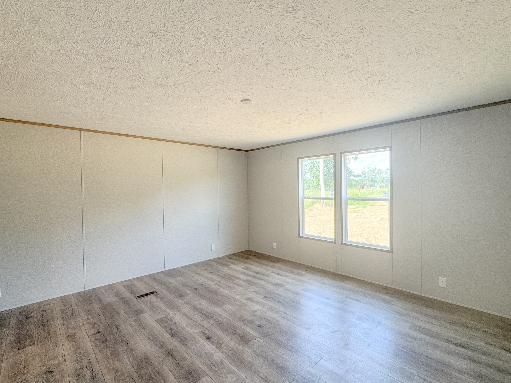 923 White Springs Rd Property Photo 20