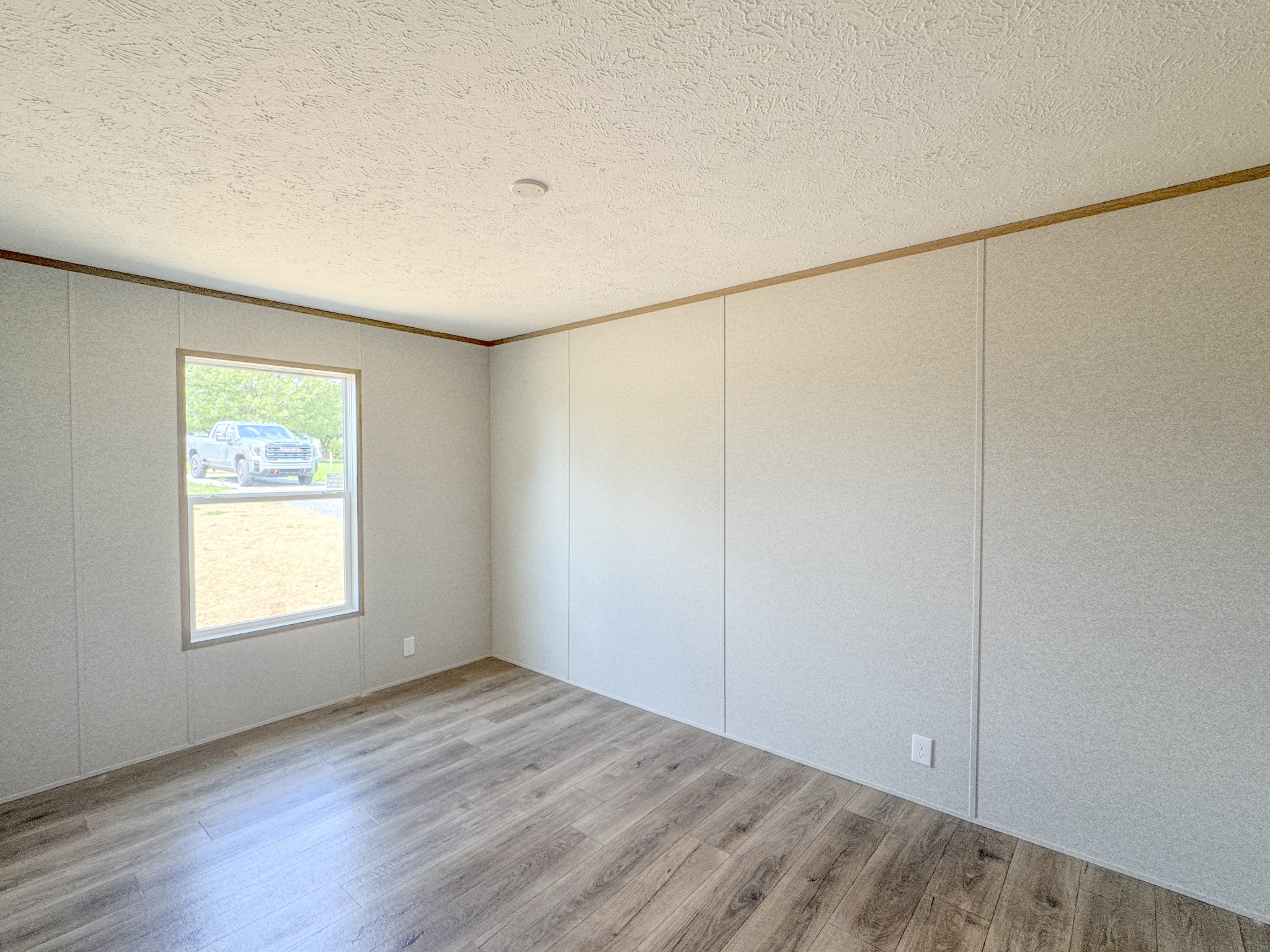 923 White Springs Rd Property Photo 28