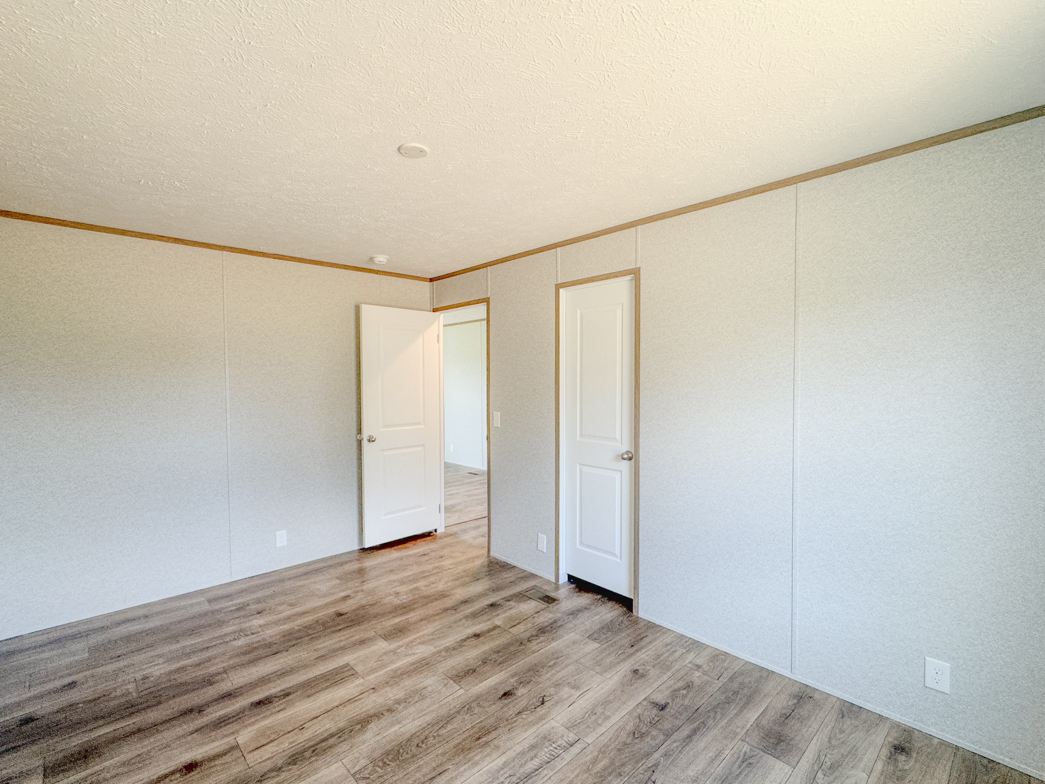 923 White Springs Rd Property Photo 29