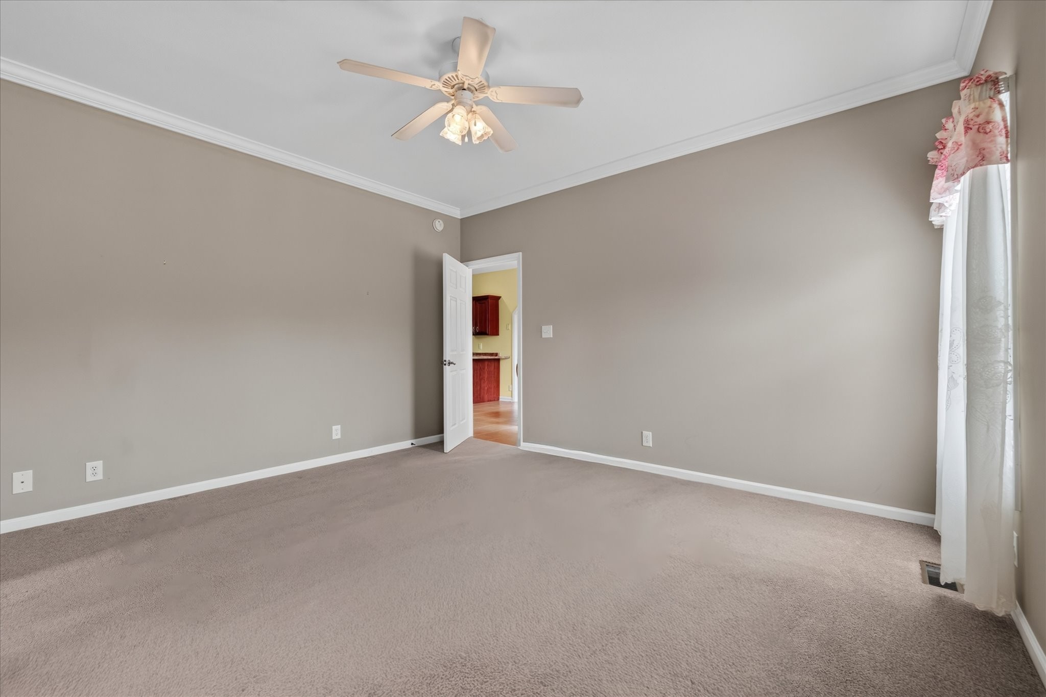 213 Cheshire Rd Property Photo 28