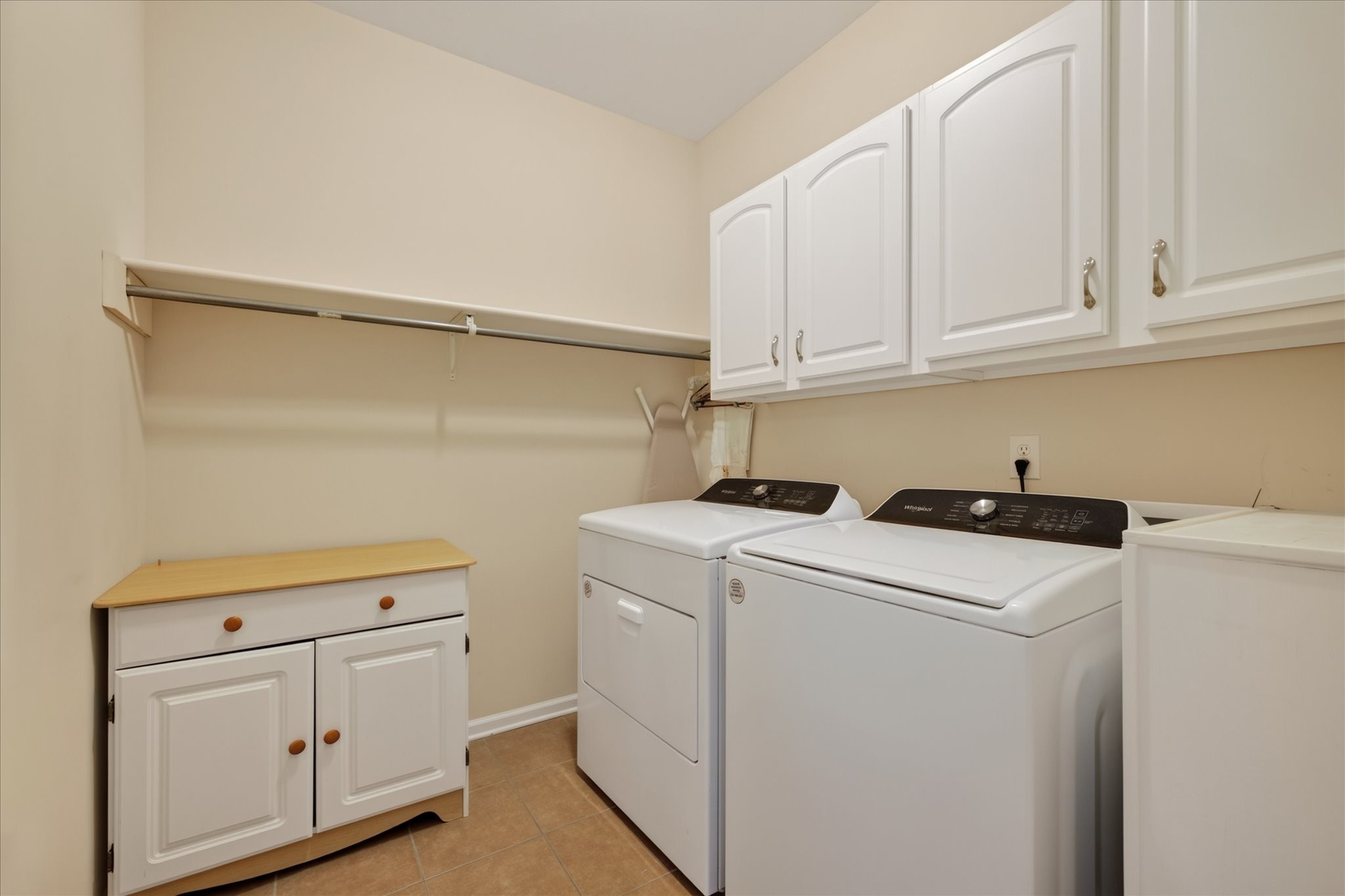 213 Cheshire Rd Property Photo 36