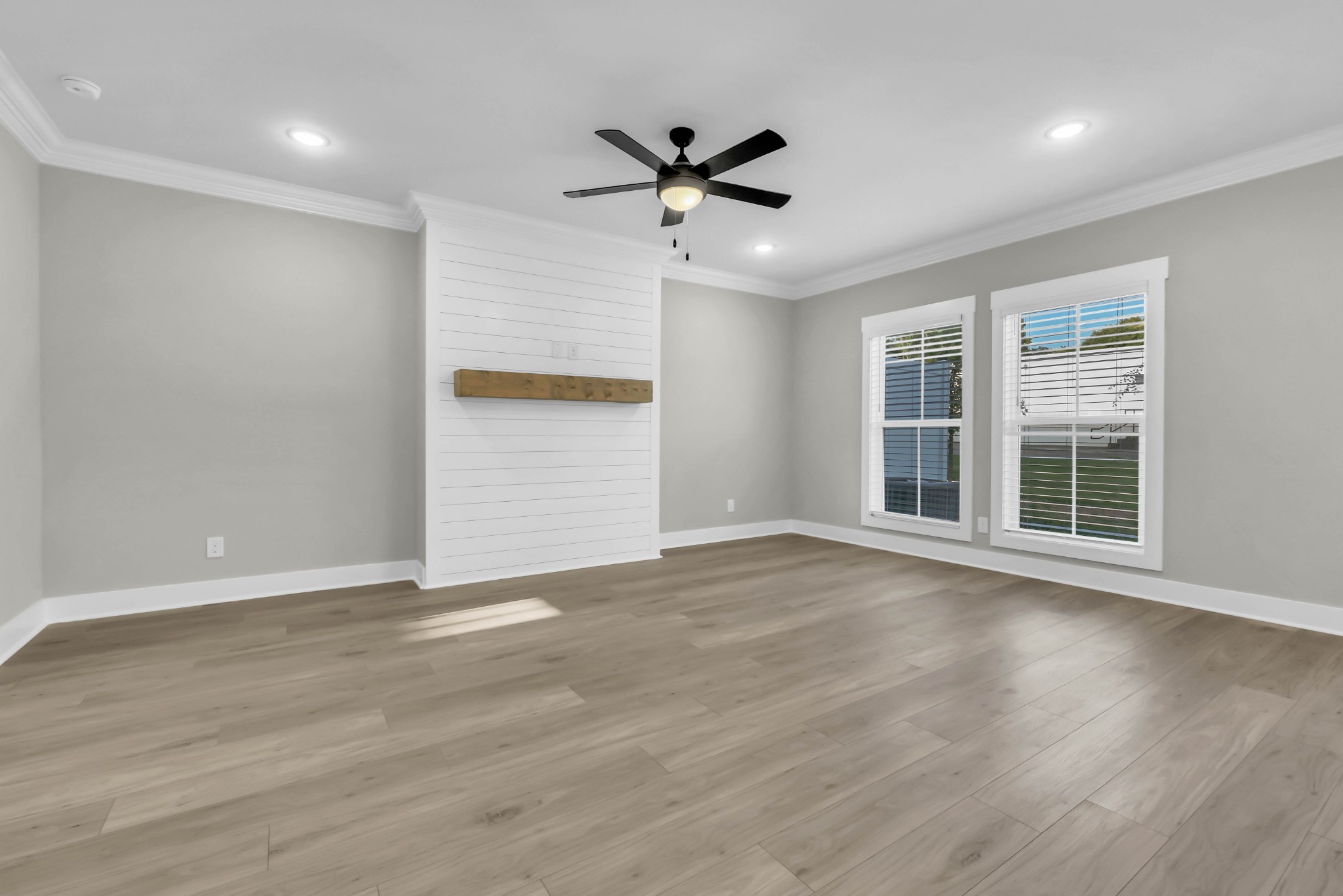 166 Sango Dr Property Photo 6