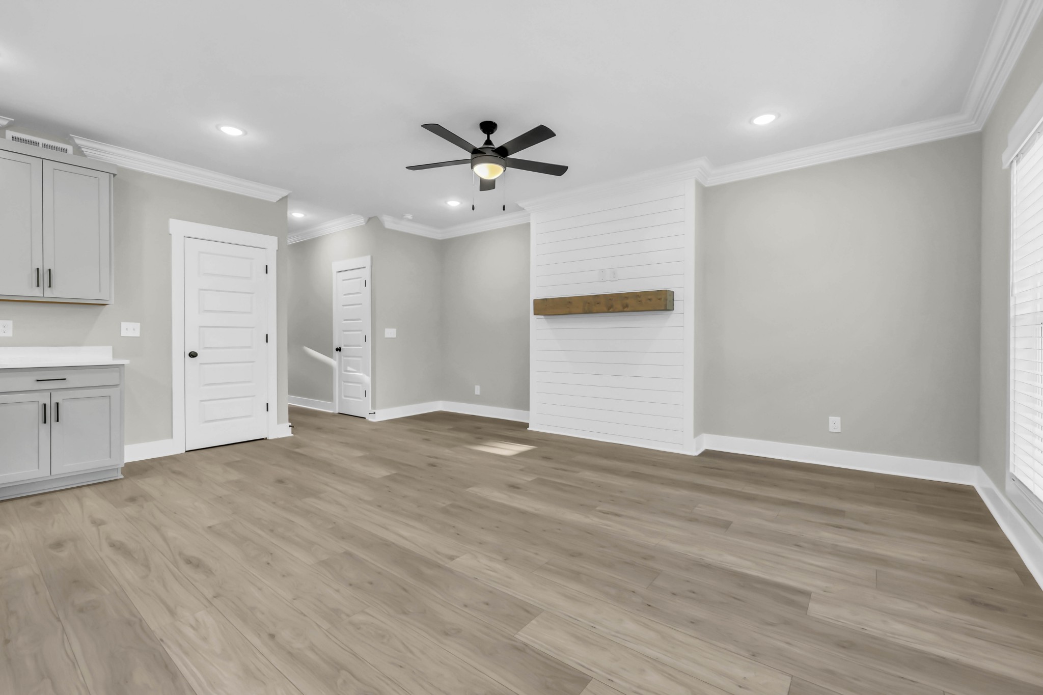 166 Sango Dr Property Photo 8