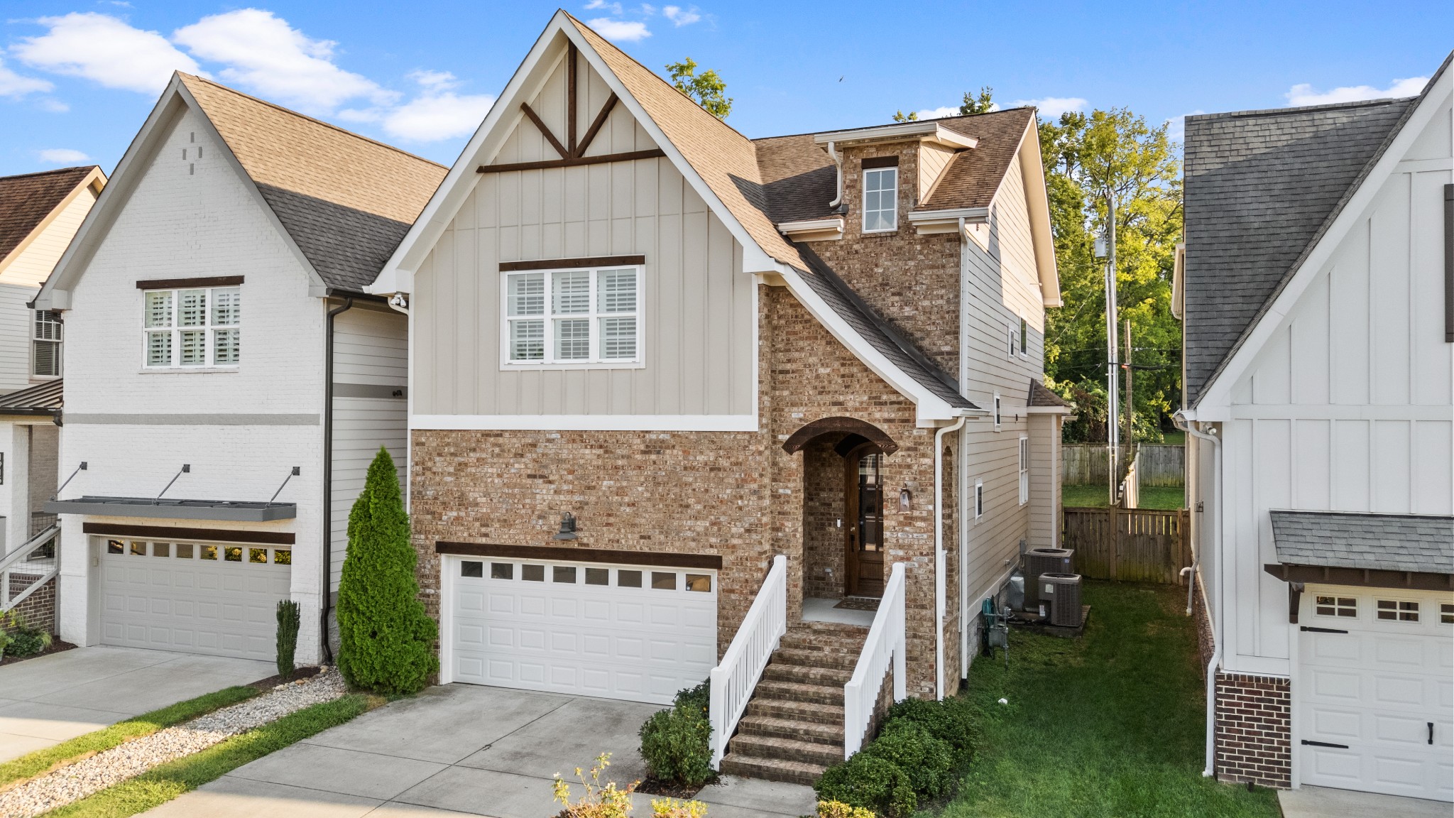 1917 Kimbark Dr