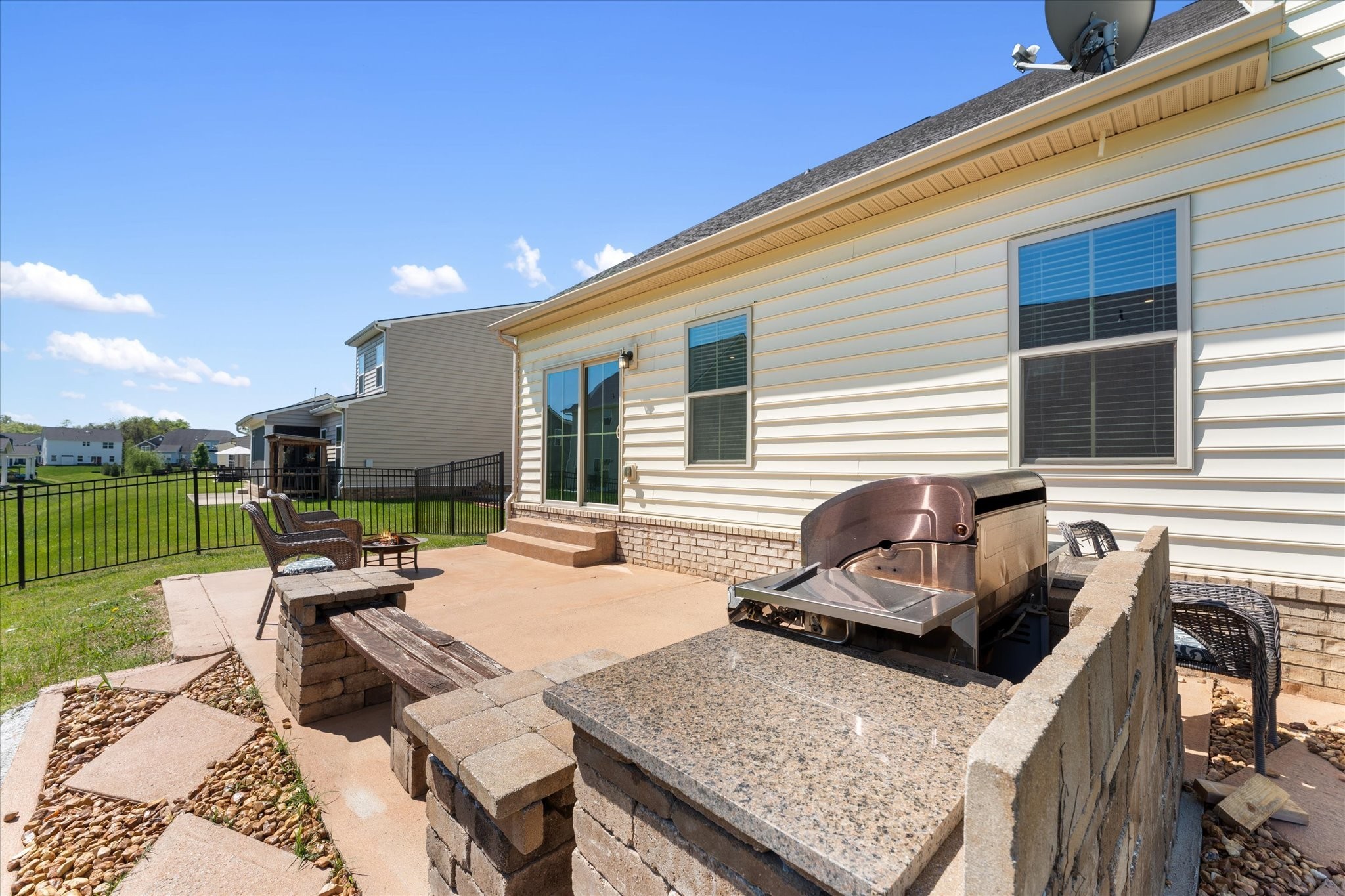 3838 Faithway Dr Property Photo 24