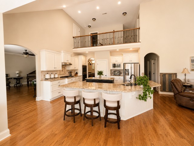 2144 Gorden Xing Property Photo 13