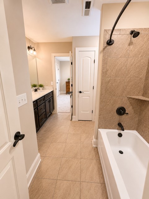 2144 Gorden Xing Property Photo 34