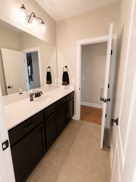2144 Gorden Xing Property Photo 41