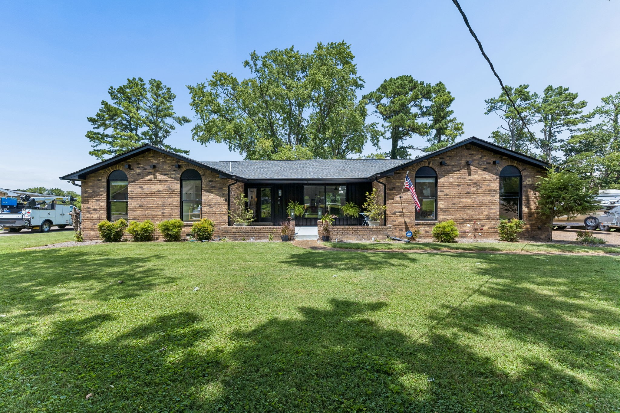 146 Fairways Dr Property Photo 1