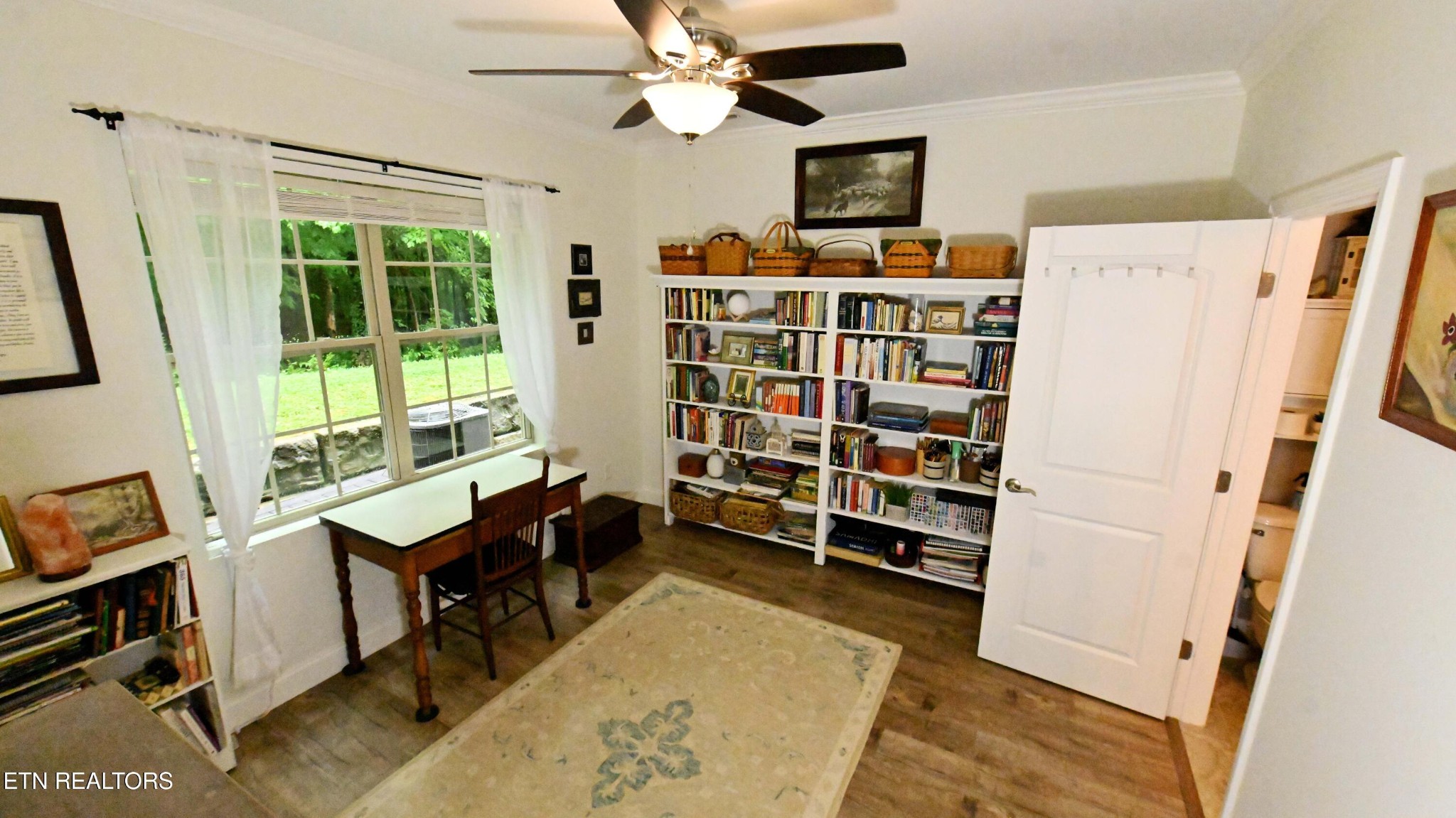 223 Bishops Cap Property Photo 13
