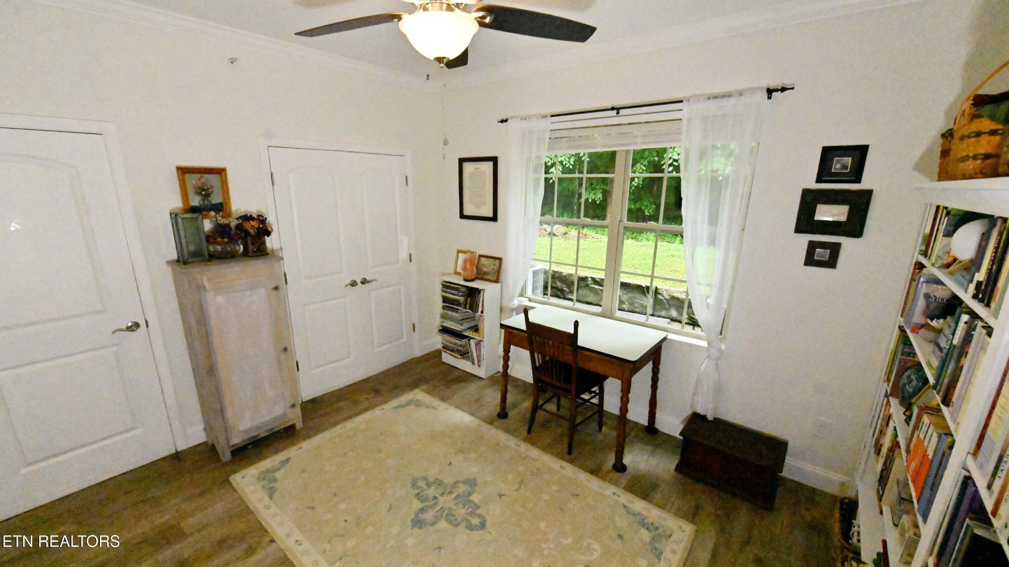 223 Bishops Cap Property Photo 14
