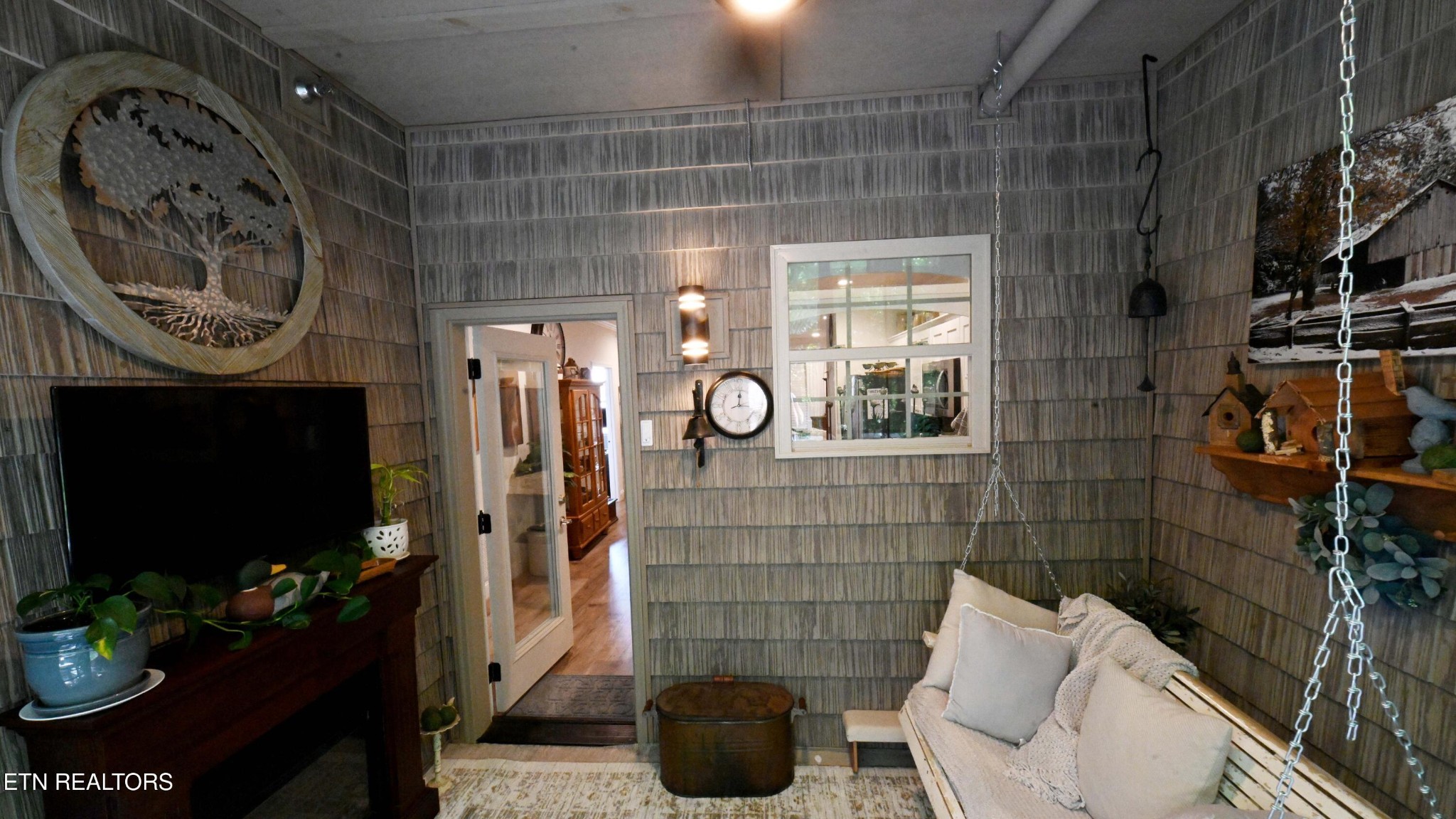 223 Bishops Cap Property Photo 17