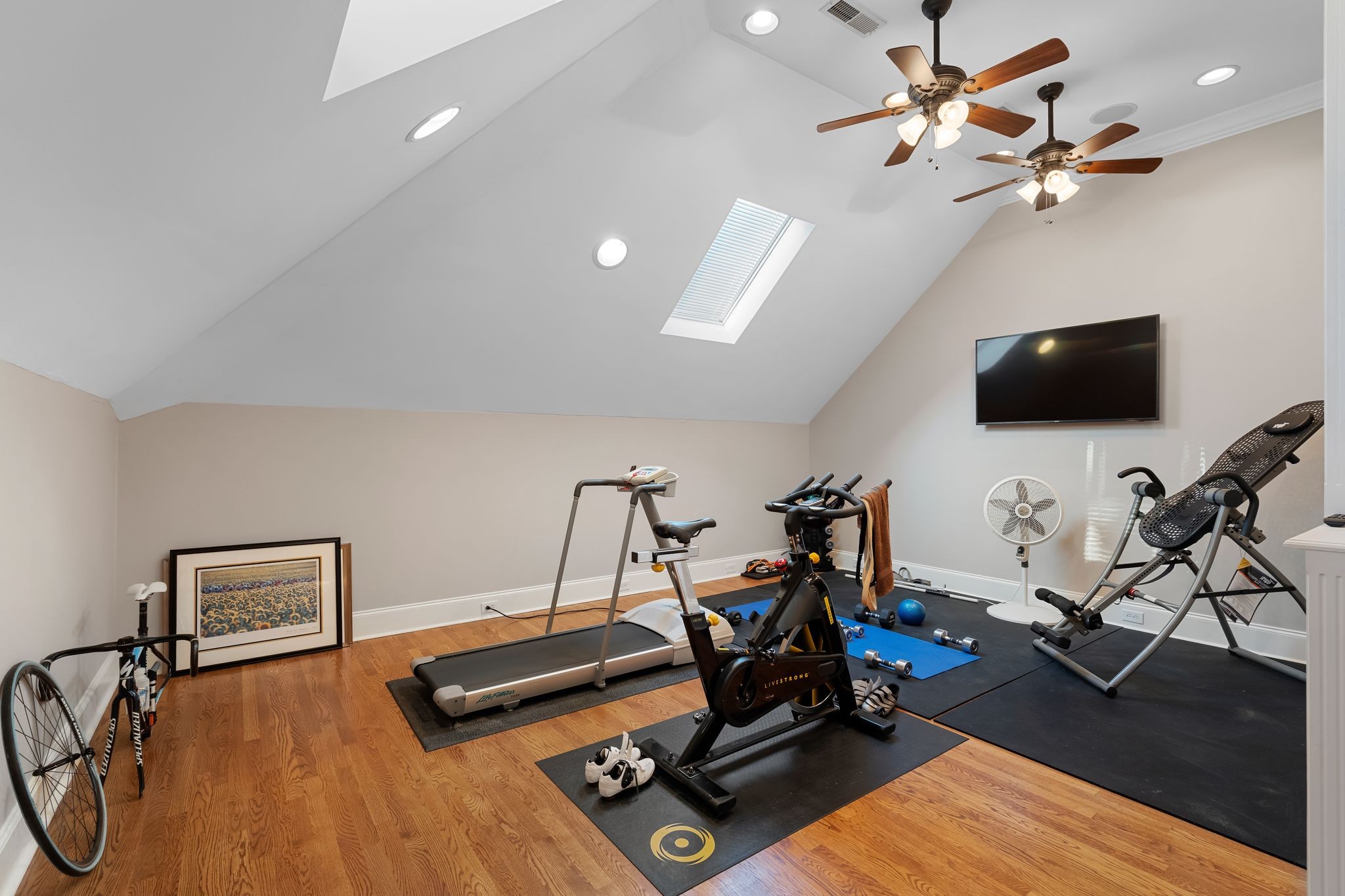 7030 Grindstone Way Property Photo 32