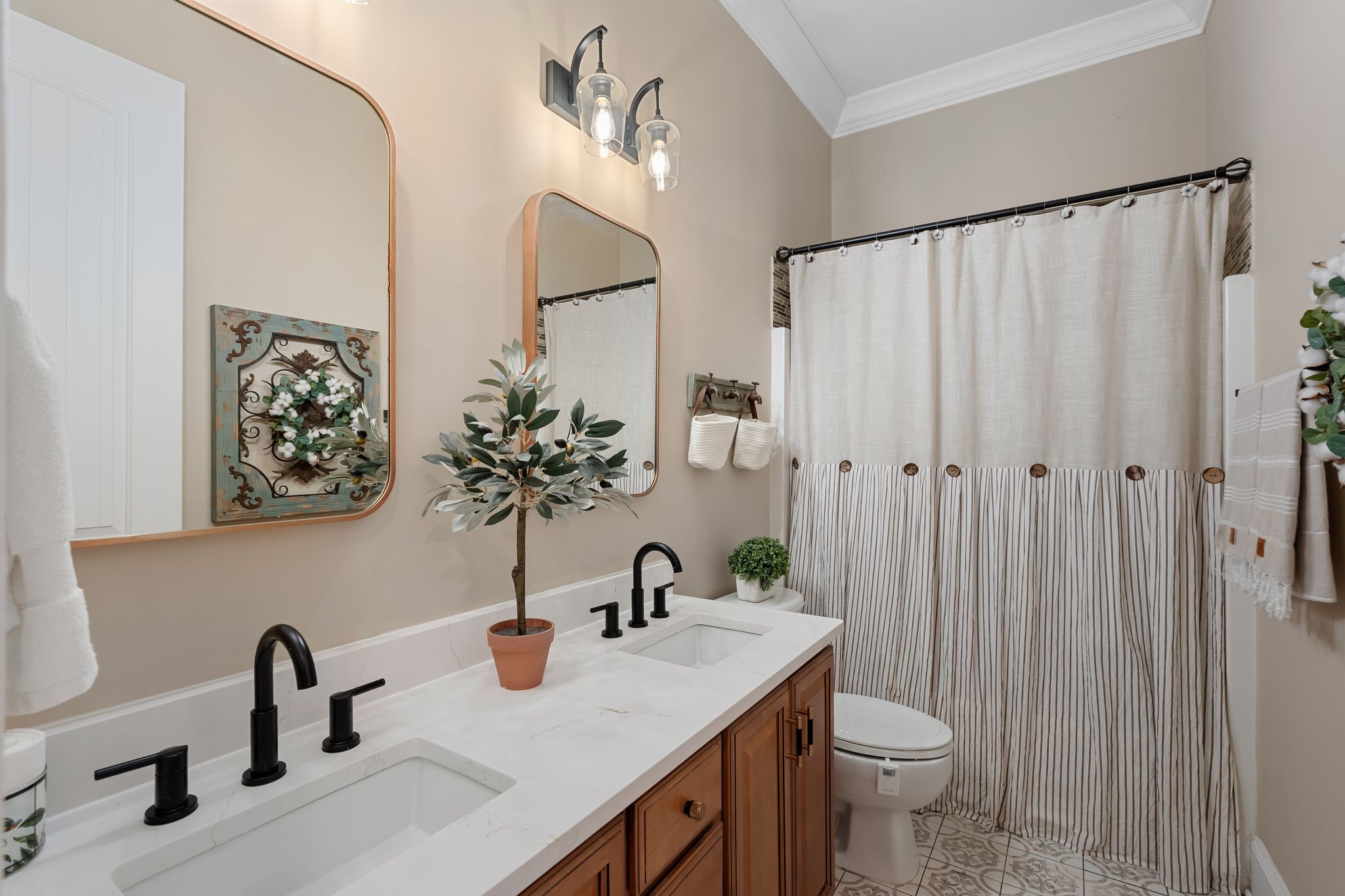 7030 Grindstone Way Property Photo 47