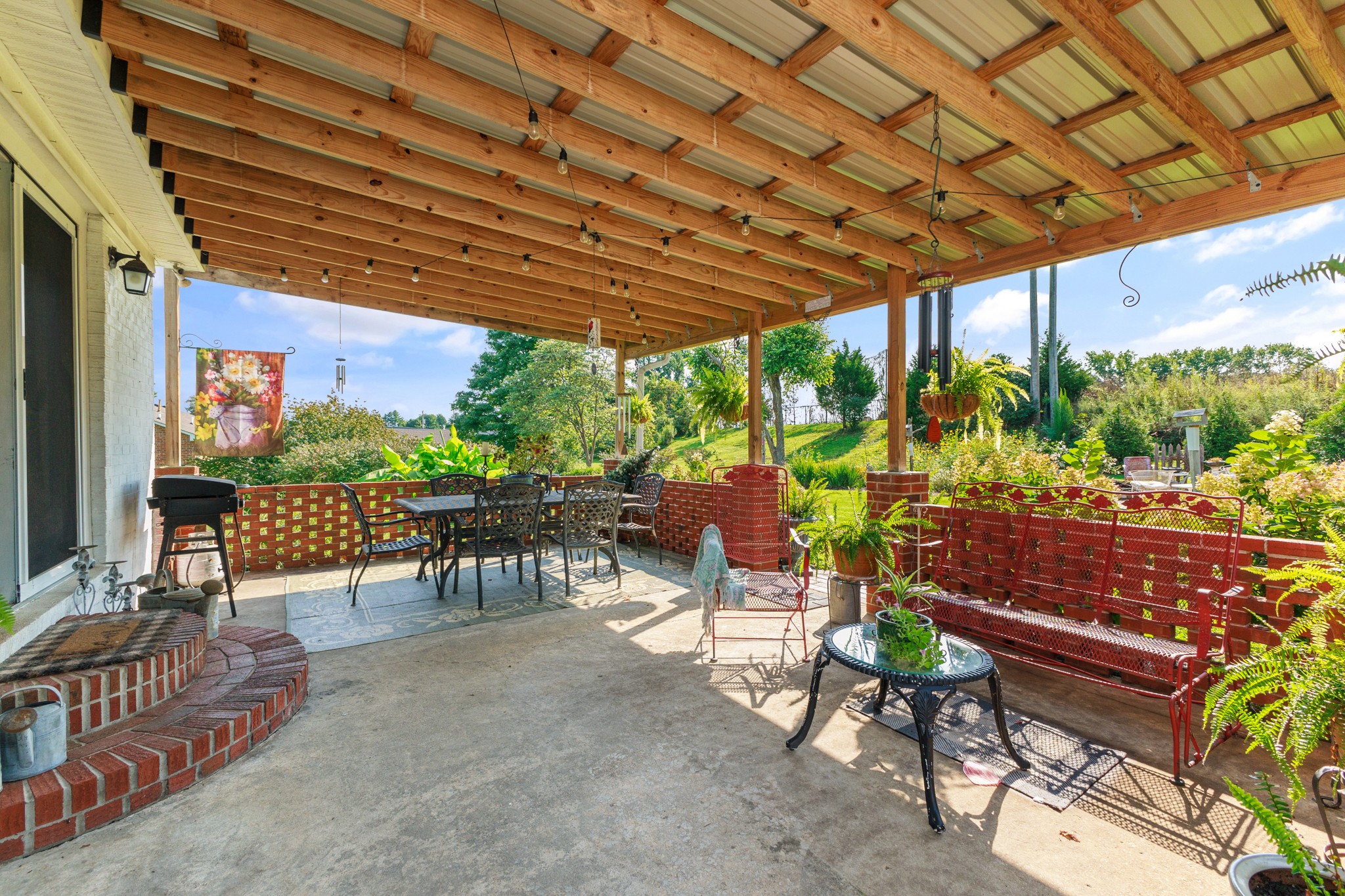 825 Apache Trl Property Photo 23