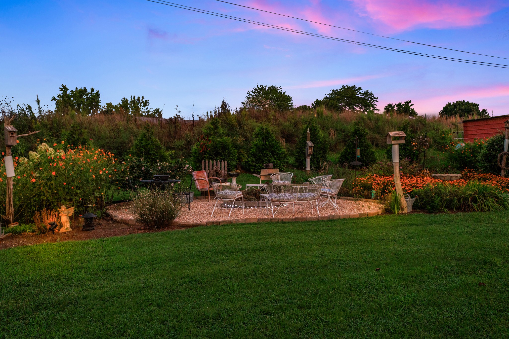 825 Apache Trl Property Photo 33