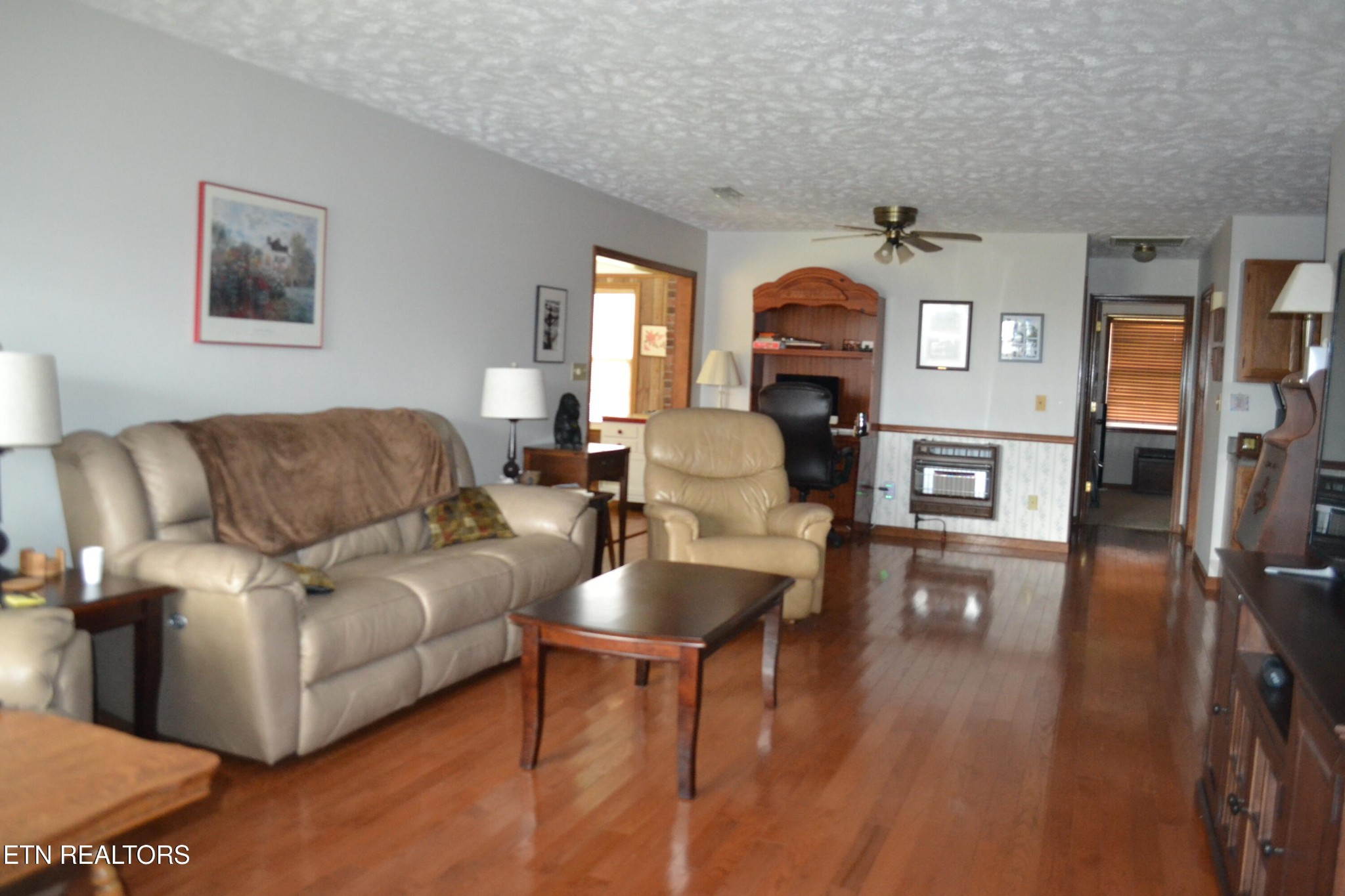 2365 Governors Court Property Photo 6