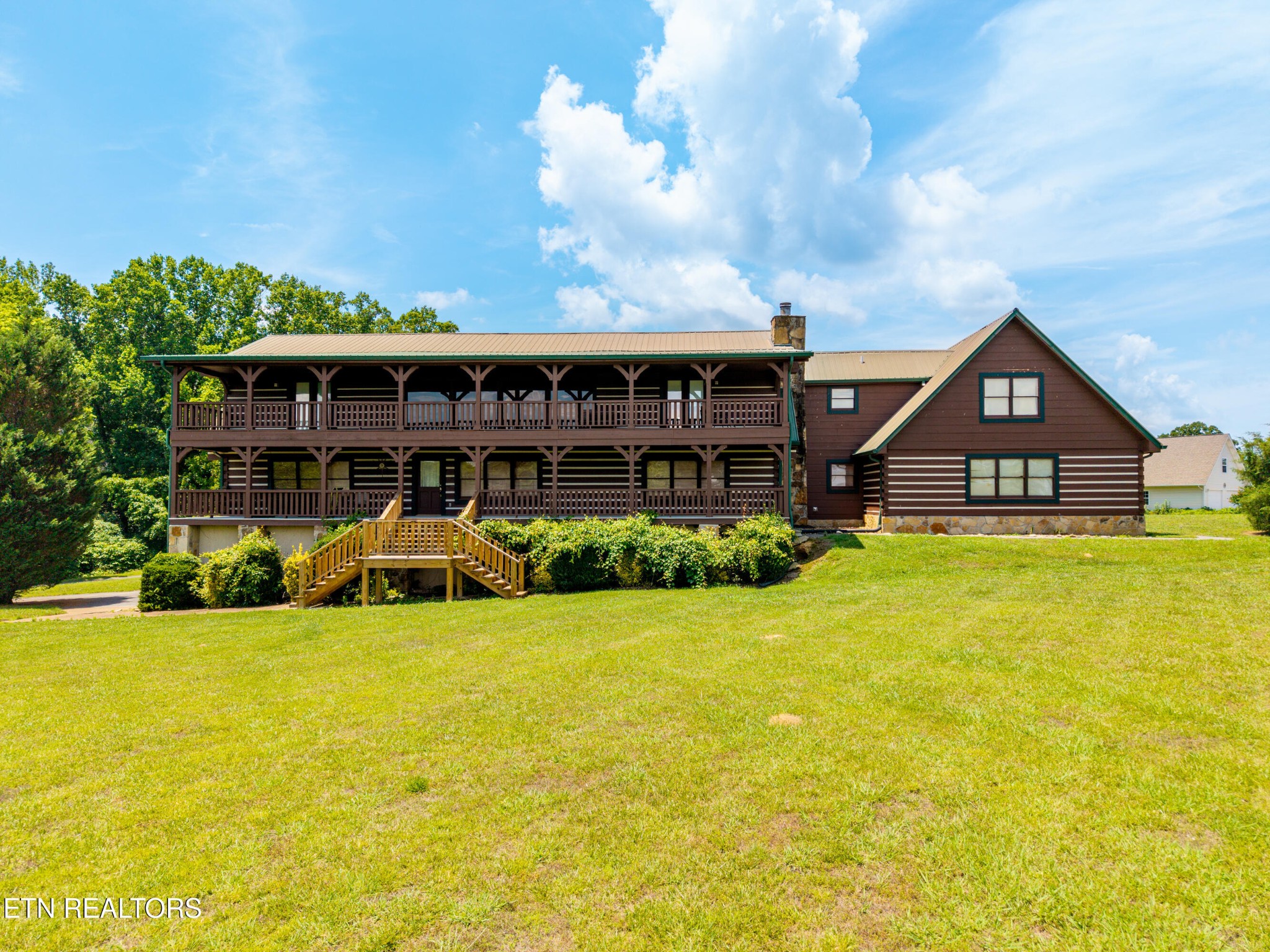 1340 Highway 360 Property Photo 1
