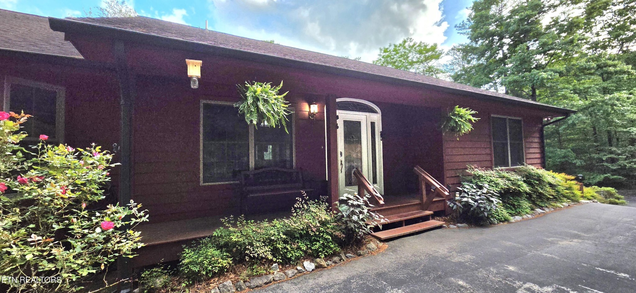 229 Cobblestone Way Property Photo 2