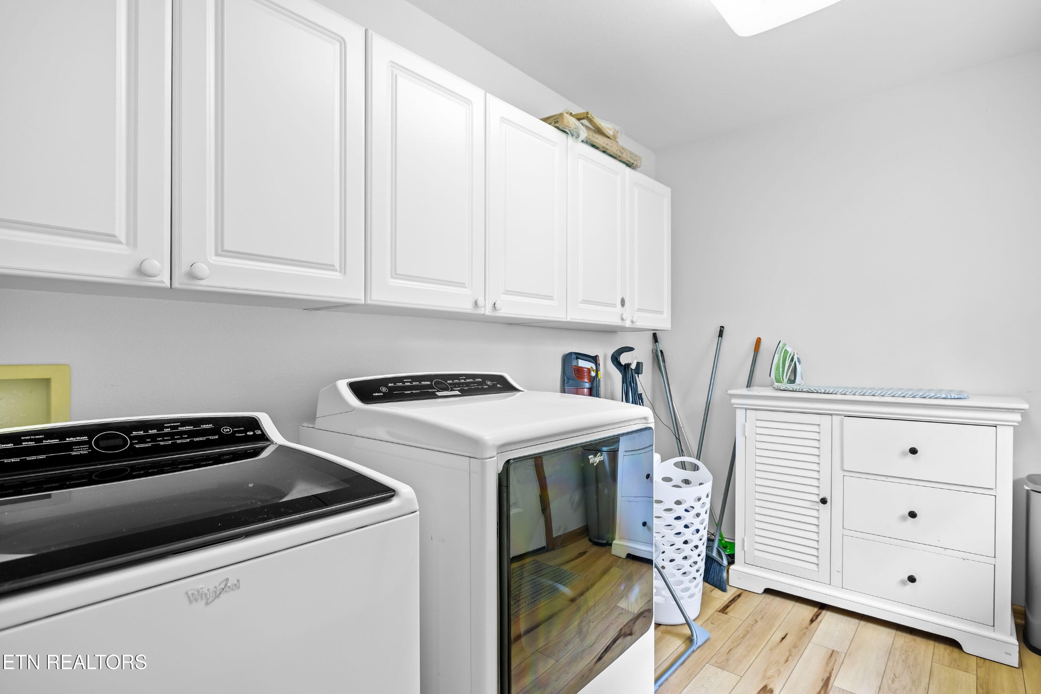 229 Cobblestone Way Property Photo 12