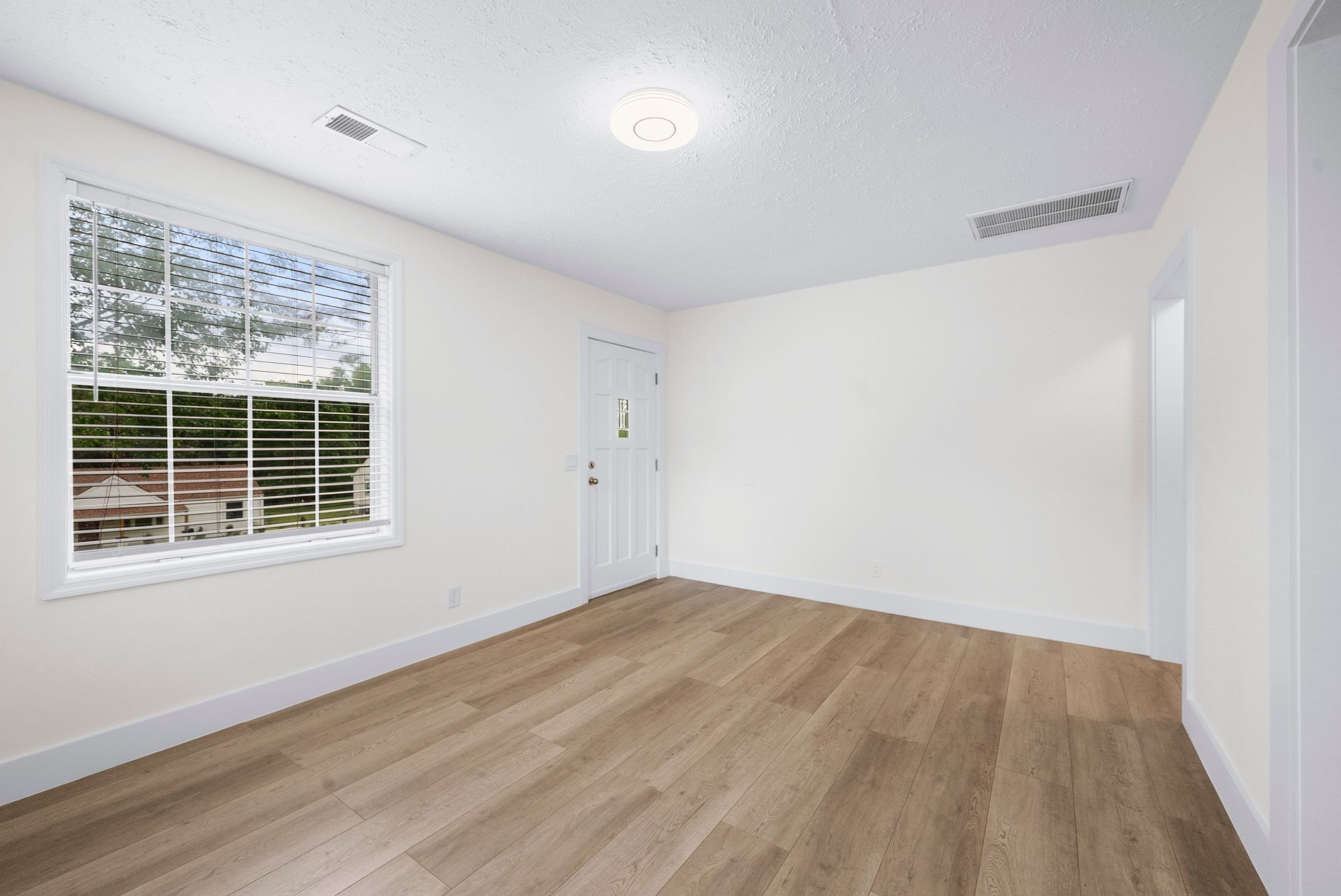 60 Lutie St Property Photo 14