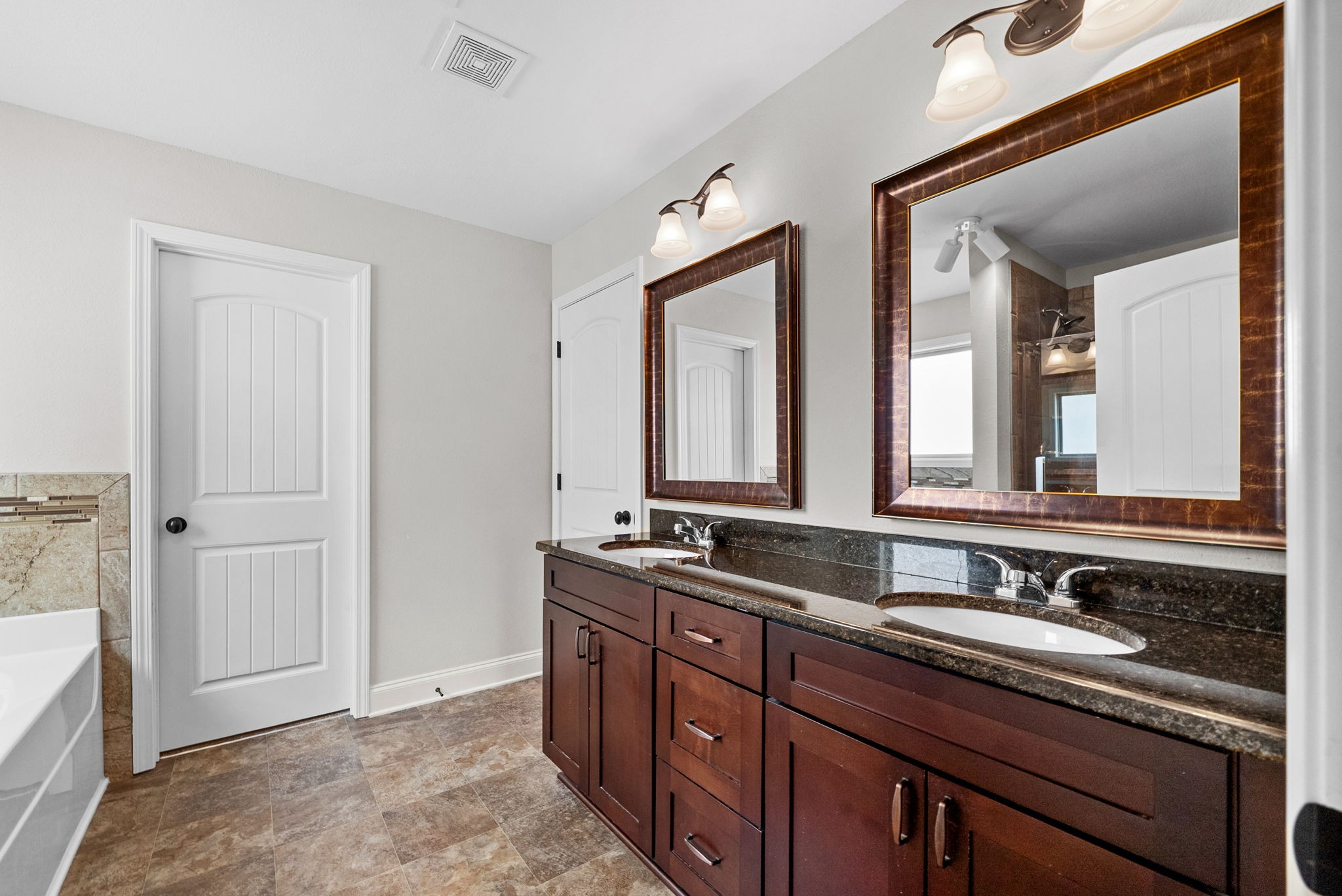 3512 Spring House Trl Property Photo 24