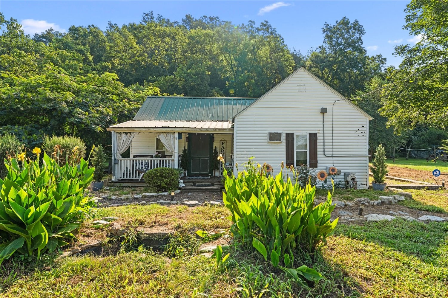 5360 Pond Creek Rd Property Photo 6