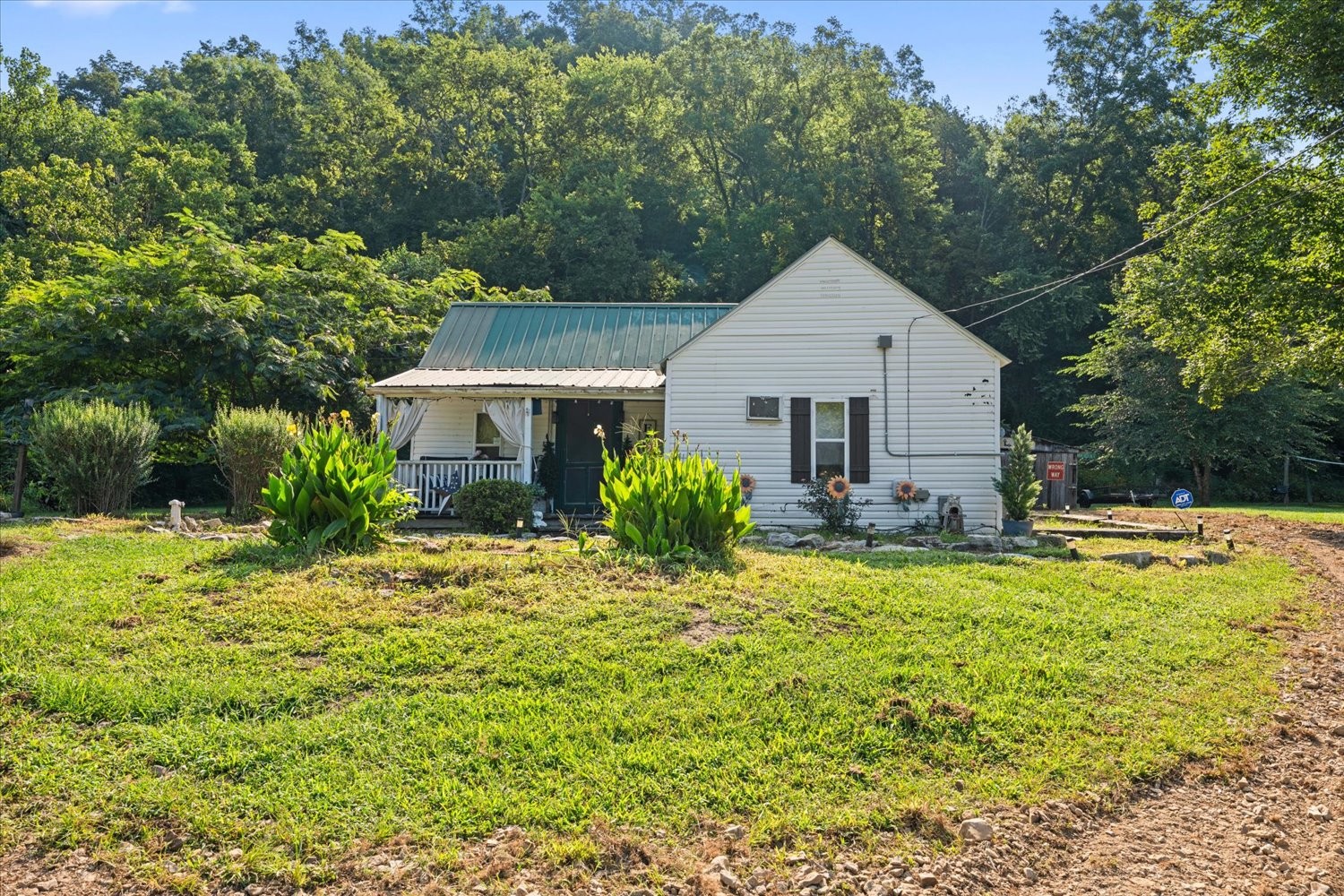 5360 Pond Creek Rd Property Photo 8