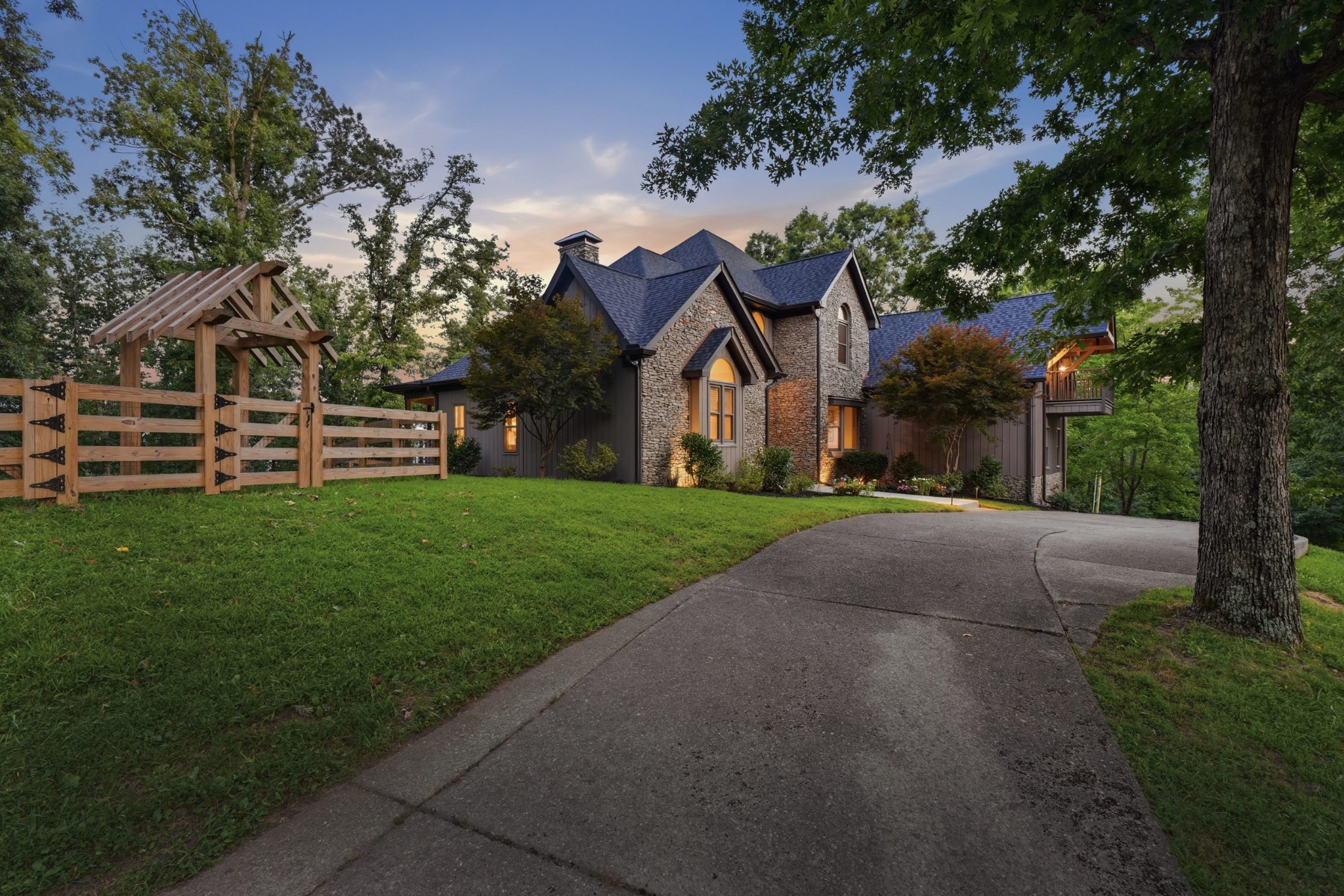 1126 Beechs Tavern Trl