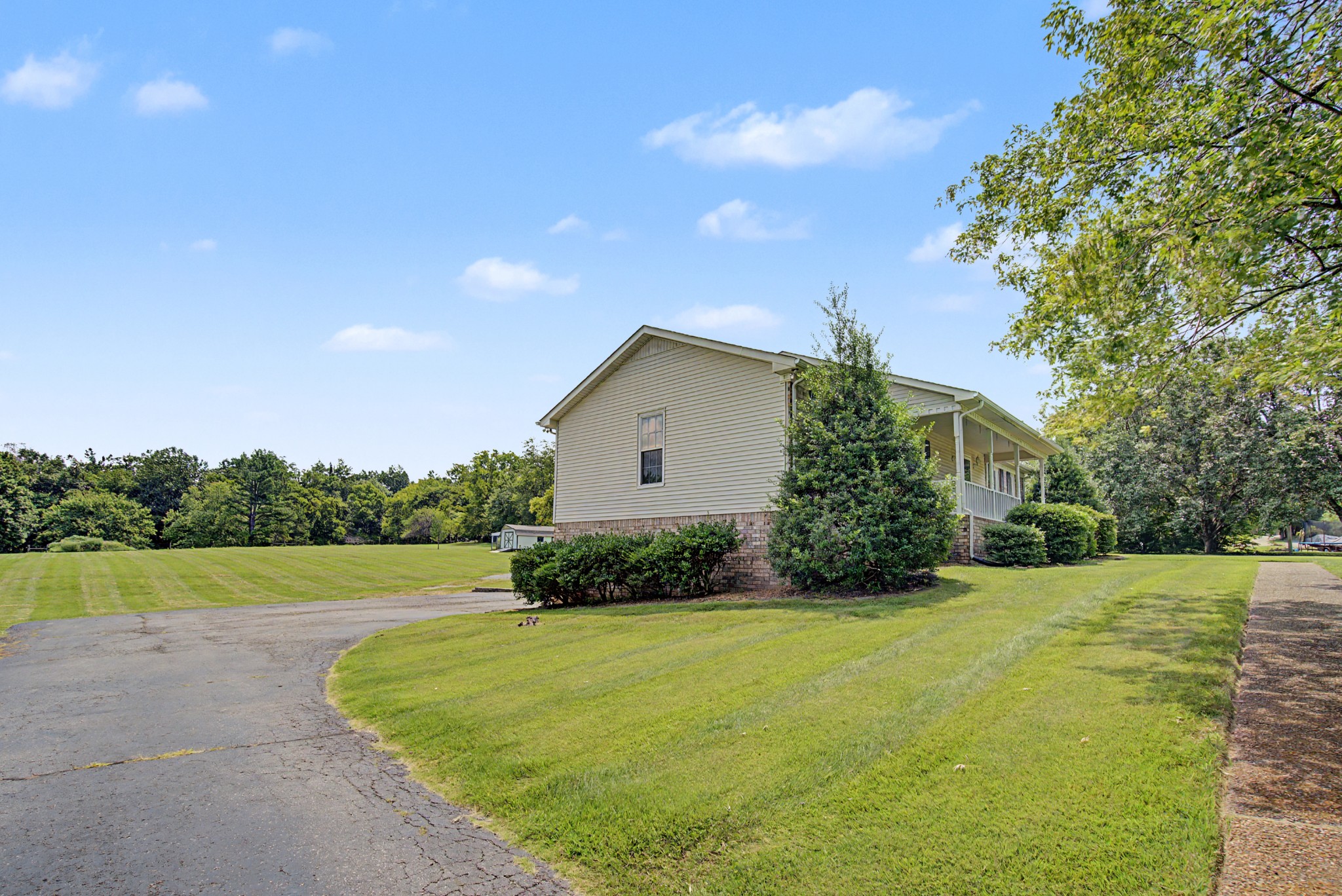 356 Lee Rd Property Photo 42