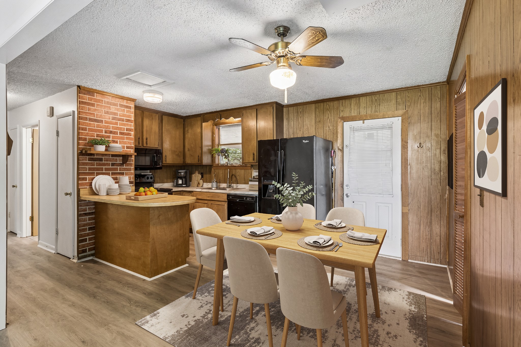 7114 Oak Tree Dr Property Photo 5