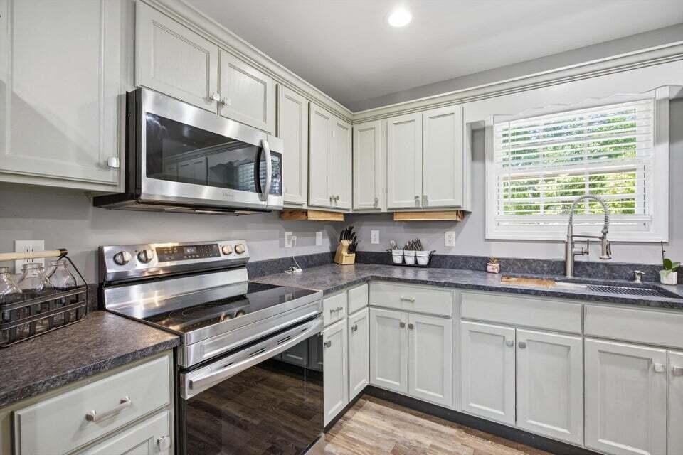 2704 Quarles Road Property Photo 9