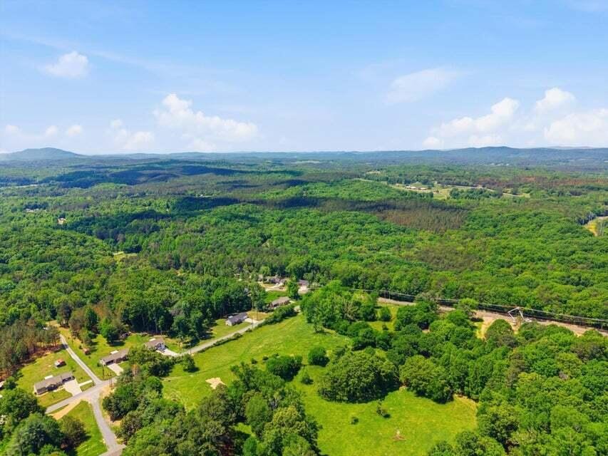 2704 Quarles Road Property Photo 23