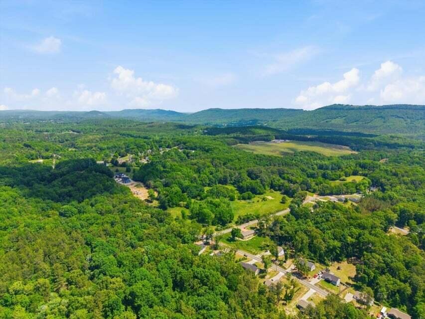 2704 Quarles Road Property Photo 26