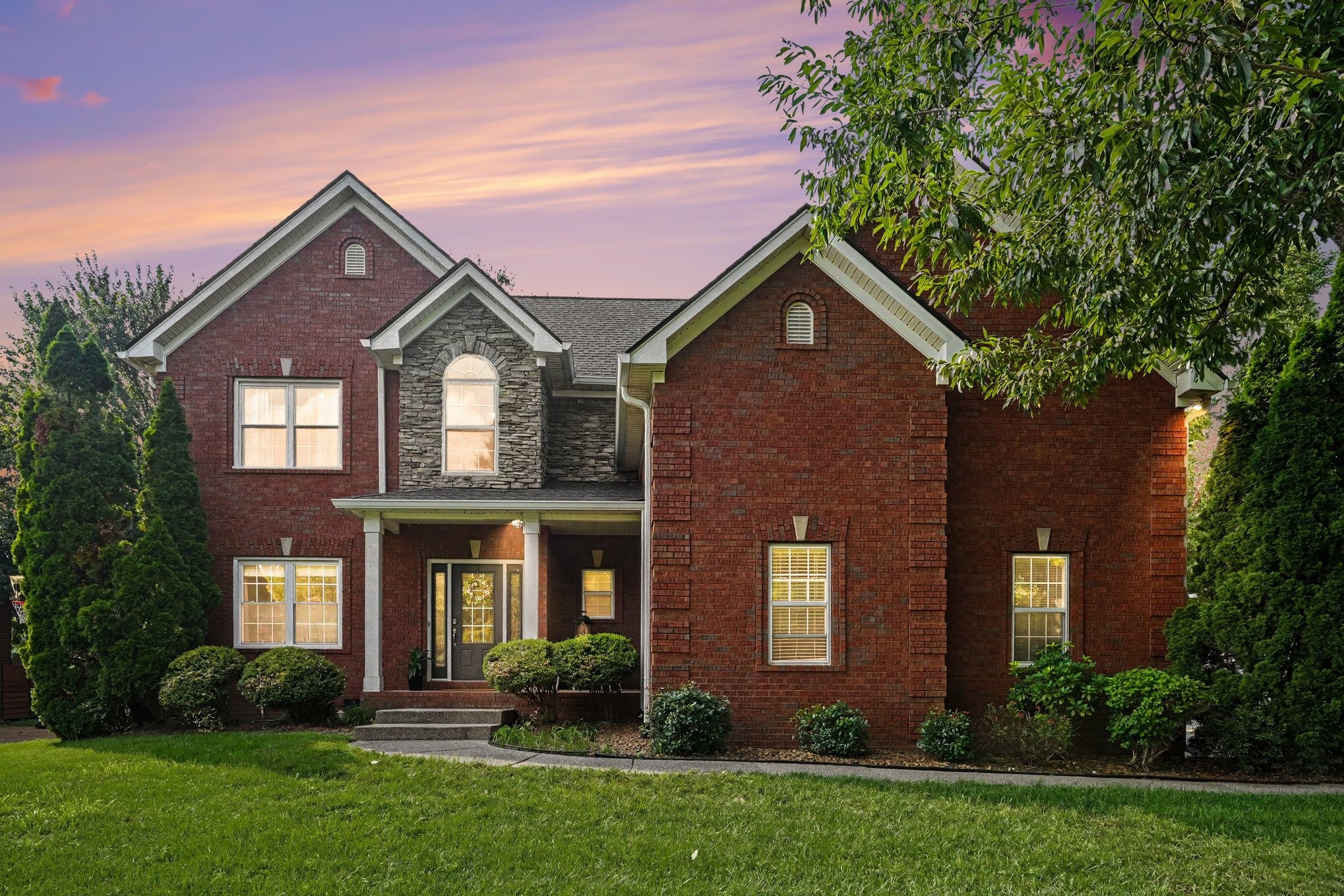 1185 McCoury Ln